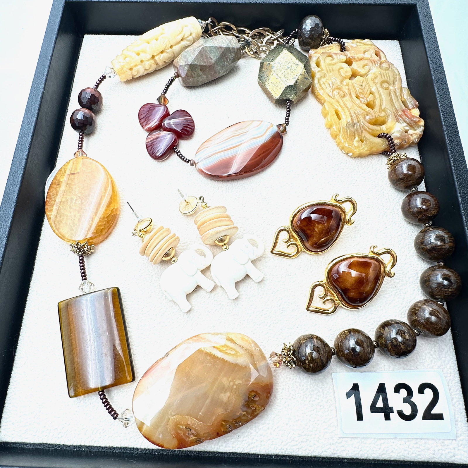 Vintage Jewelry Group Lot Gemstone Carved Pendant Necklace Elephant Earrings Heart Earrings (1 of 2)