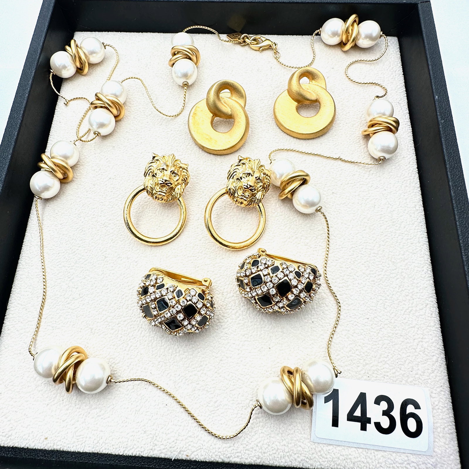 Vintage Jewelry Group Lot Anne Klein Matte Gold Tone Necklace Lion Earrings Crystal Earrings: Vintage Jewelry Group Lot Anne Klein Matte Gold Tone Necklace Lion Earrings Crystal Earrings