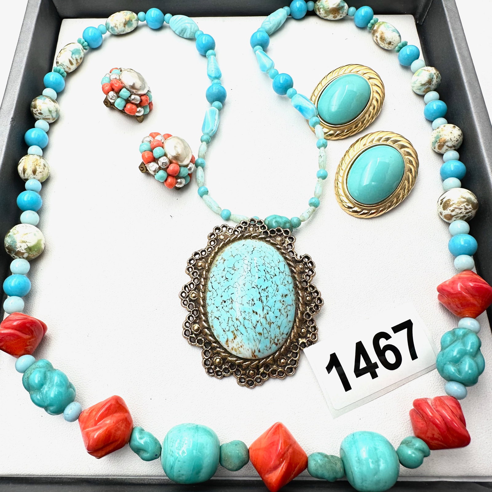 Vintage Jewelry Group Lot Coral Blue Art Glass Necklace Clip Earrings Speckled Art Glass Pendant: Vintage Jewelry Group Lot Coral Blue Art Glass Necklace Clip Earrings Speckled Art Glass Pendant