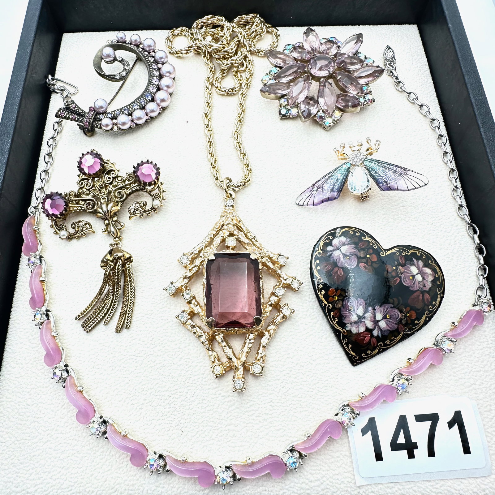 Vintage Jewelry Group Lot Purple Rhinestone Brooch Necklace Thermoset Necklace Heart Brooch Pin (1 of 2)