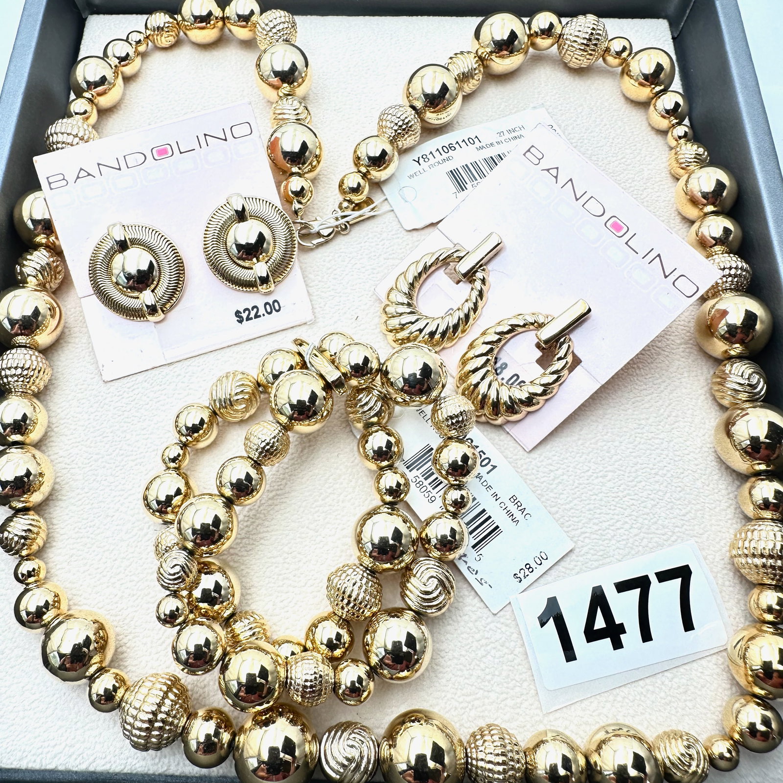 Vintage Jewelry Group Lot Bandolino Gold Tone Bead Necklace Bracelet Coordinating Clip Earrings (1 of 2)