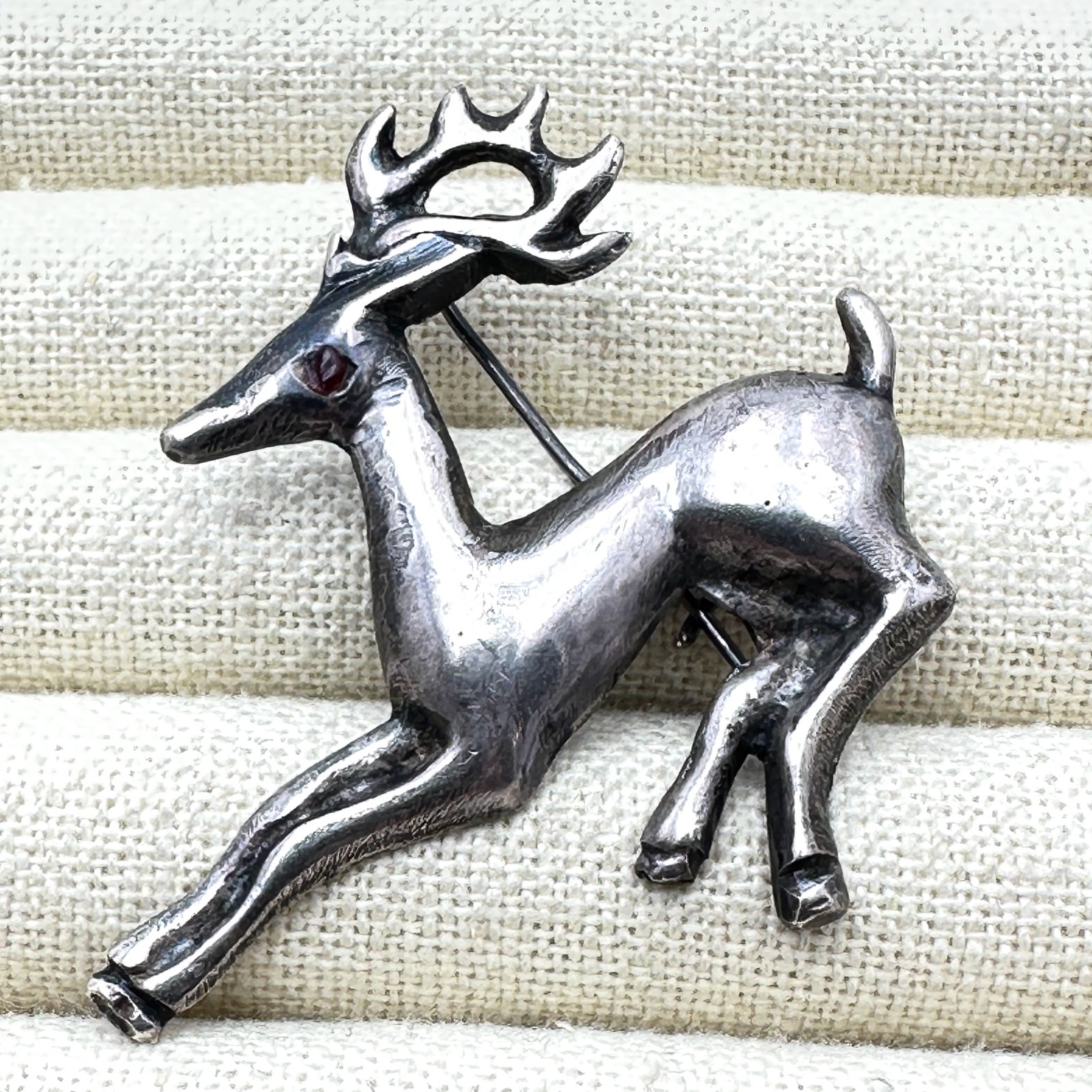 Antique Vintage Older C Clasp Brooch Pin 2.5 Inch Stag or Deer 16 Grams: Antique Vintage Older C Clasp Brooch Pin 2.5 Inch Stag or Deer 16 Grams
