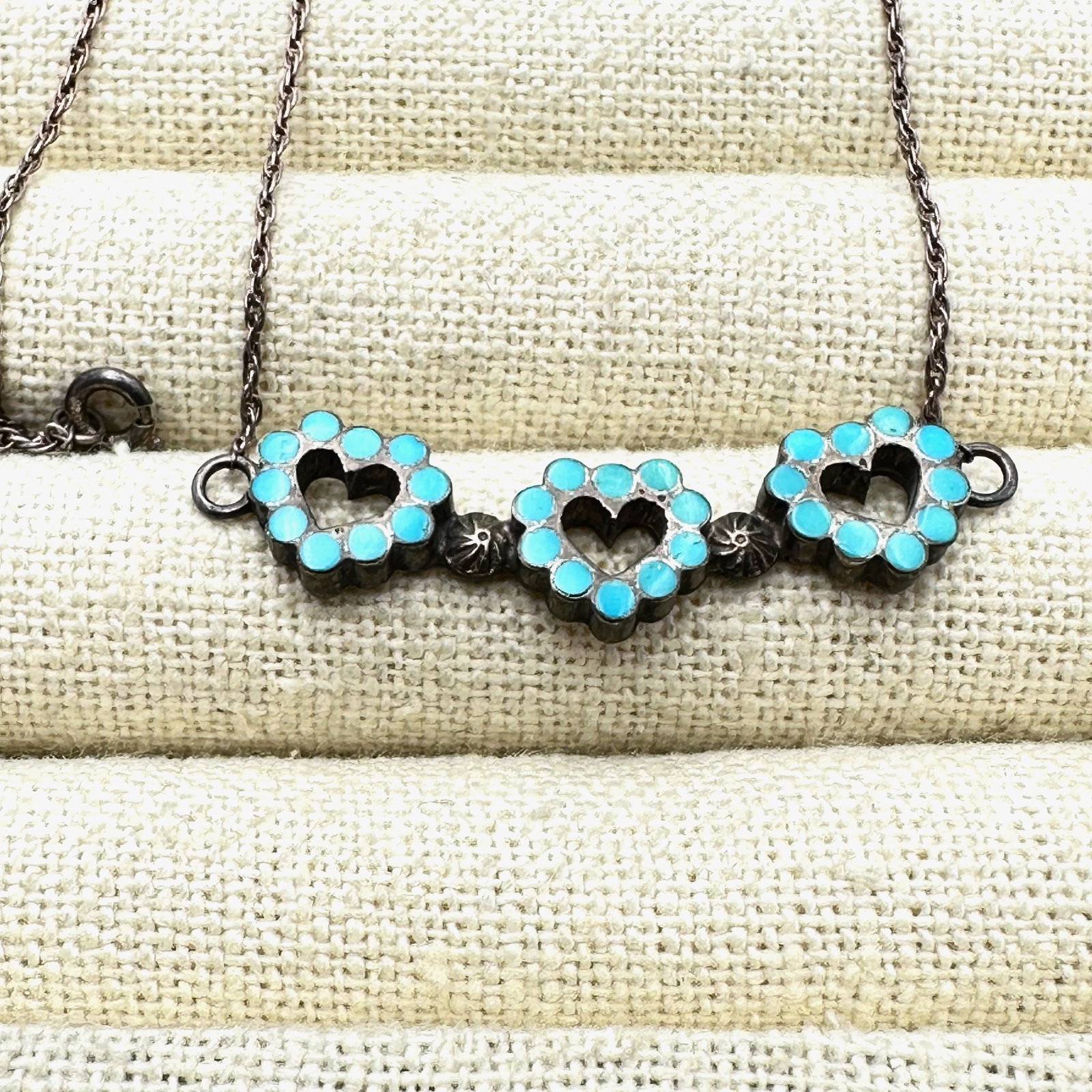 Vintage Older Inlay Turquoise Hearts Pendant Sterling Silver Necklace 16 Inch Chain: Vintage Older Inlay Turquoise Hearts Pendant Sterling Silver Necklace 16 Inch Chain