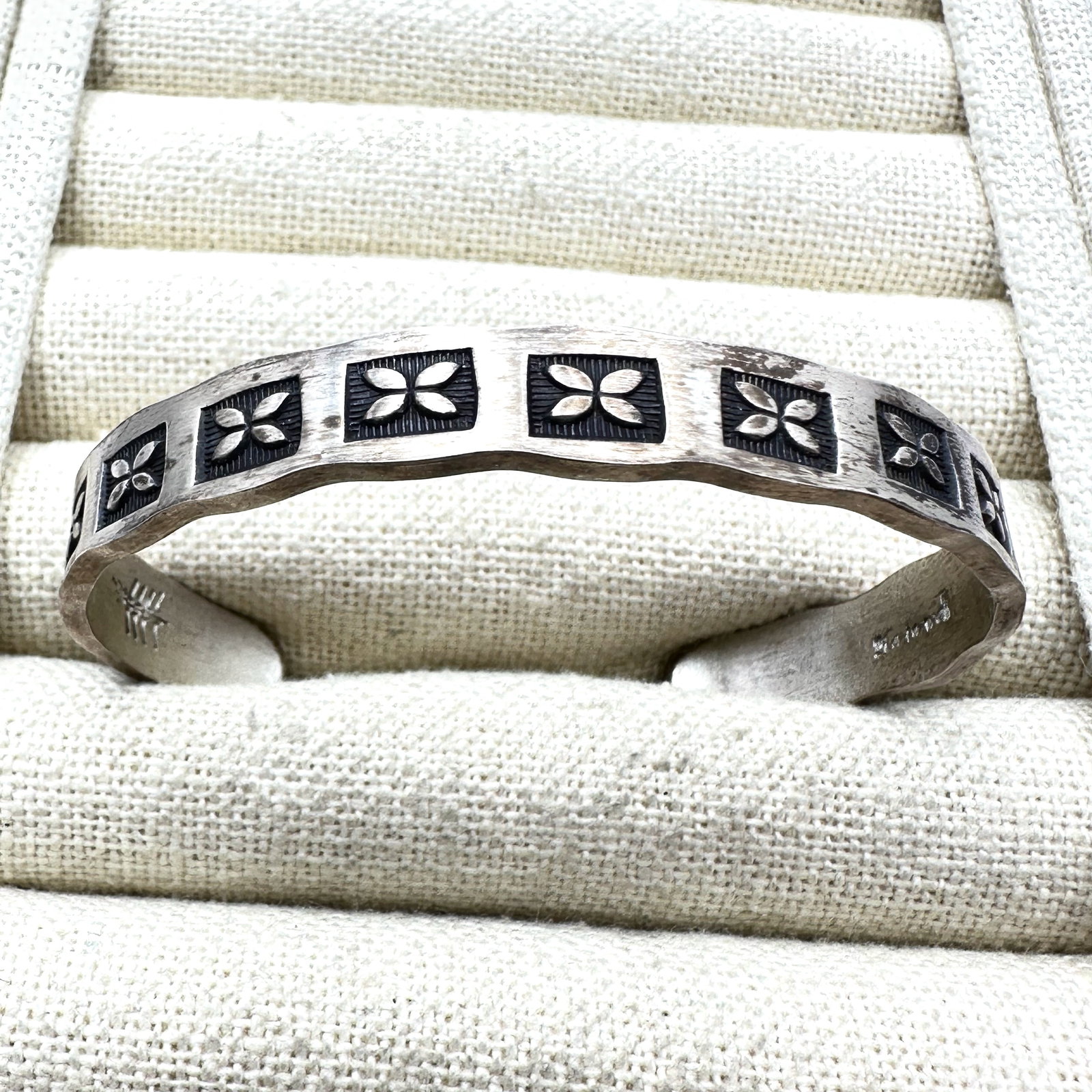 Sterling Silver Cuff Bracelet Flower Design 7 Inch Somewhat Adjustable Size (1 of 2)