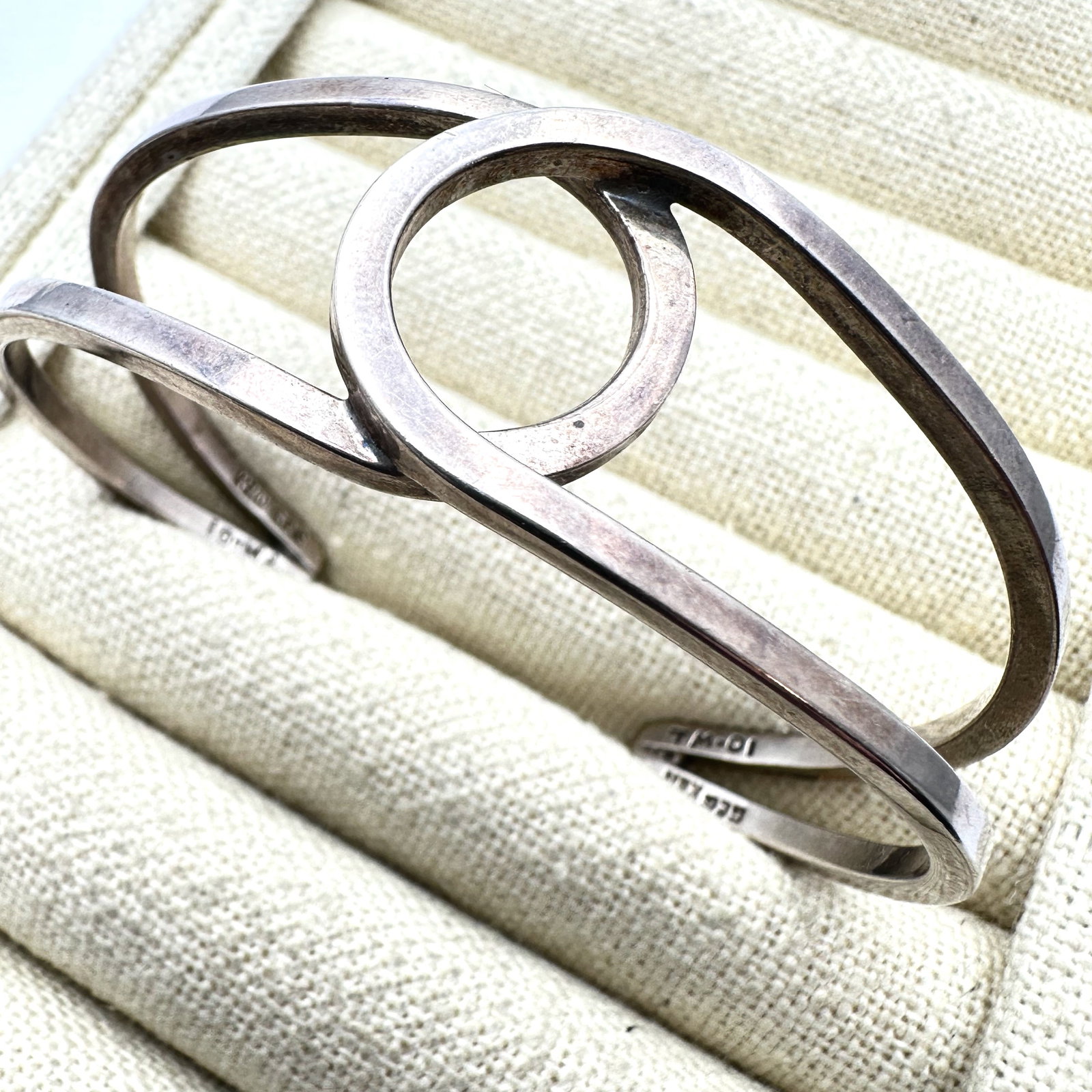 Vintage Sterling Silver Cuff Bracelet 7 Inch Weight 23 Grams (1 of 2)