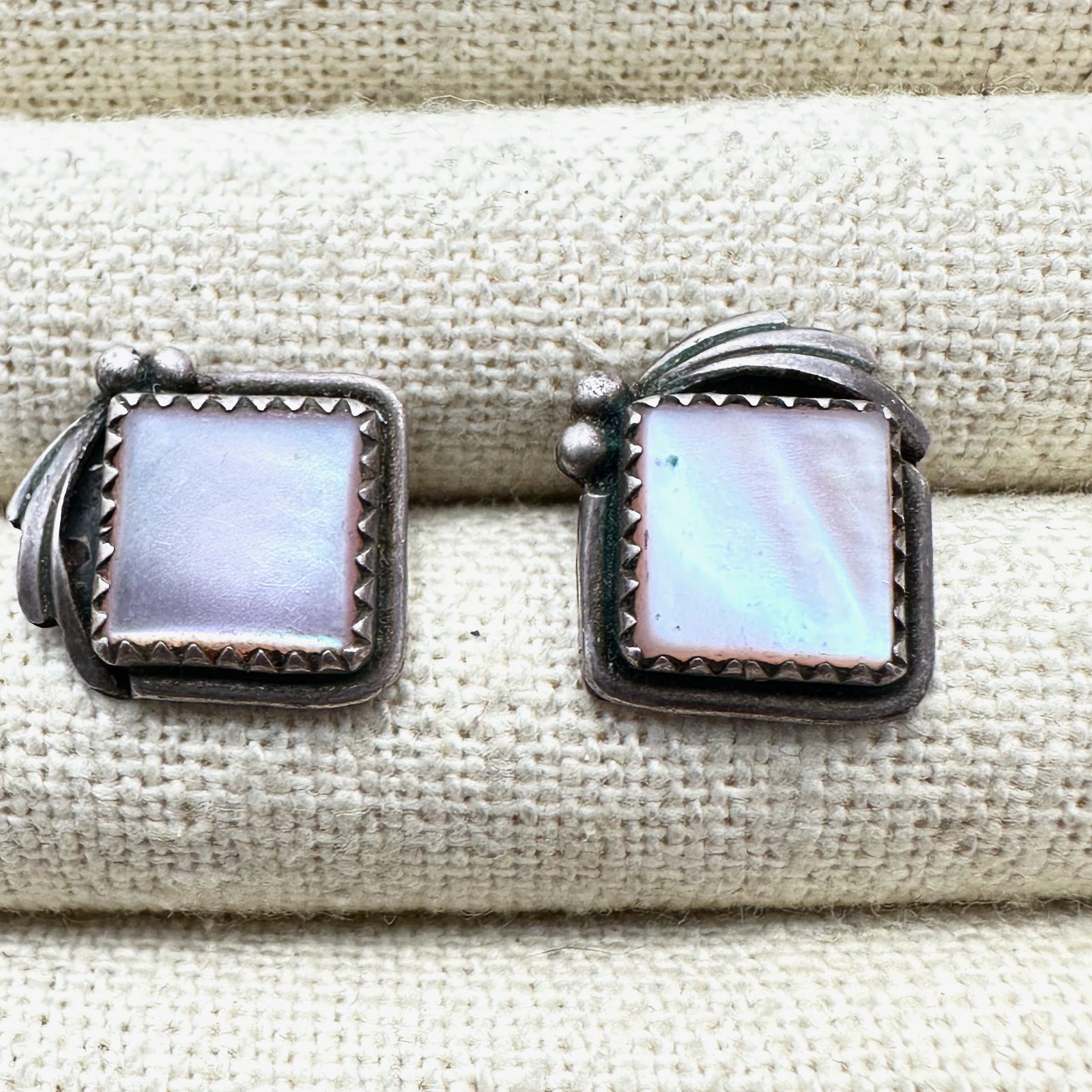 Vintage Pink Mother of Pearl Sterling Silver Pierced Earrings 1/2 Inch (1 of 2)