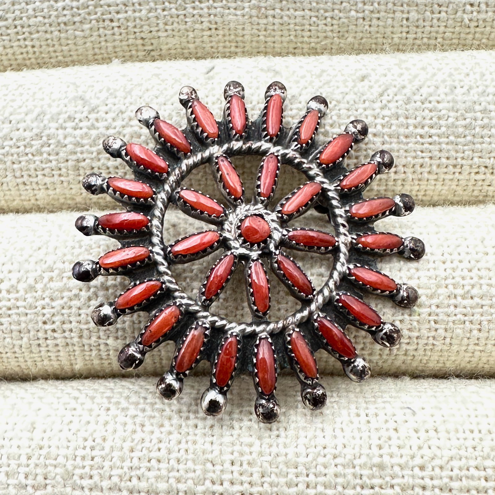 Vintage Native American Petit Point Red Coral Sterling Silver Pendant Pin Brooch 1.5 Inch (1 of 2)