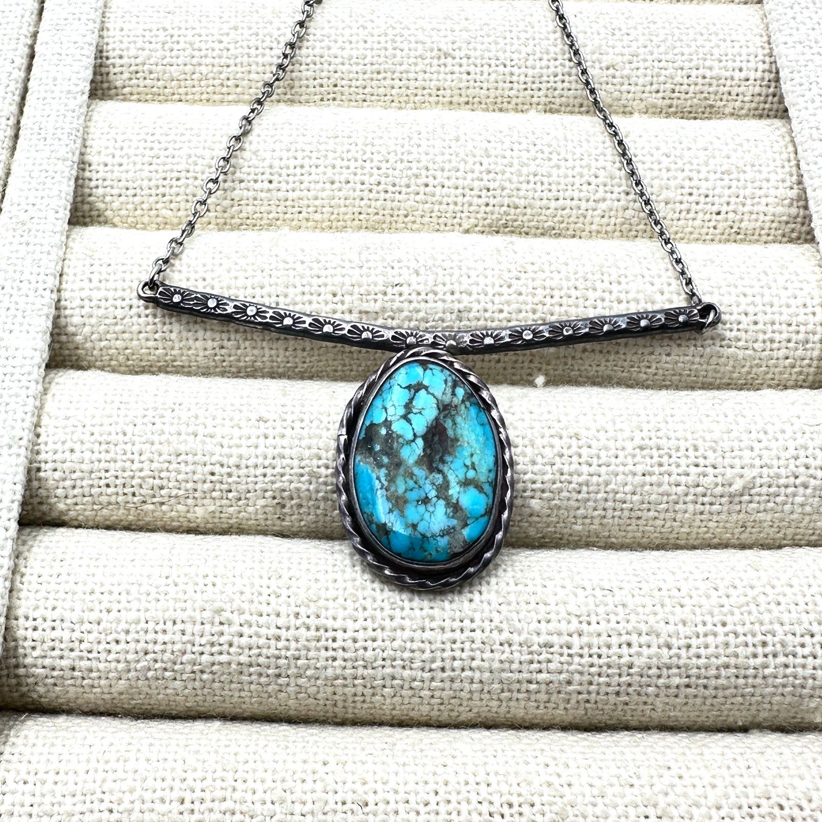Vintage Native American Hallmarked H J S Blue Turquoise Sterling Silver Necklace 16 Inch: Vintage Native American Hallmarked H J S Blue Turquoise Sterling Silver Necklace 16 Inch