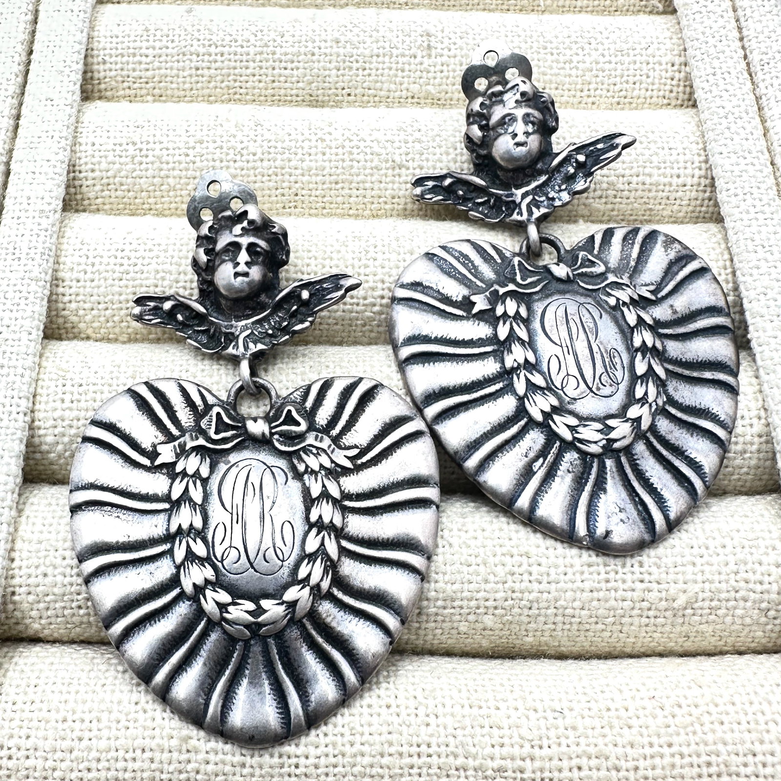 Vintage Foree Sterling Silver Clip Chandelier Earrings Cherub Heart Design 2.5 Inch (1 of 2)