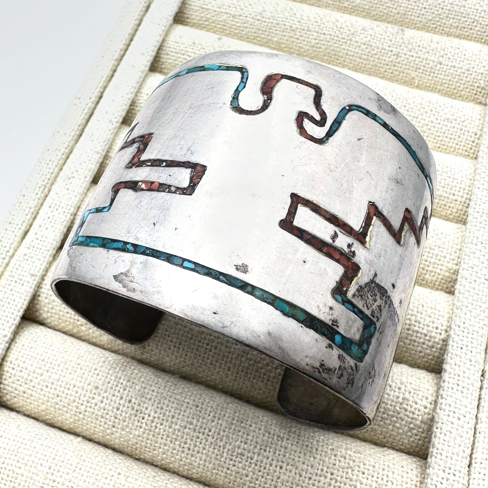 Vintage Native American Inlay Turquoise Coral Wide Cuff Bracelet Thunderbird Design Weight 68 Grams (1 of 2)