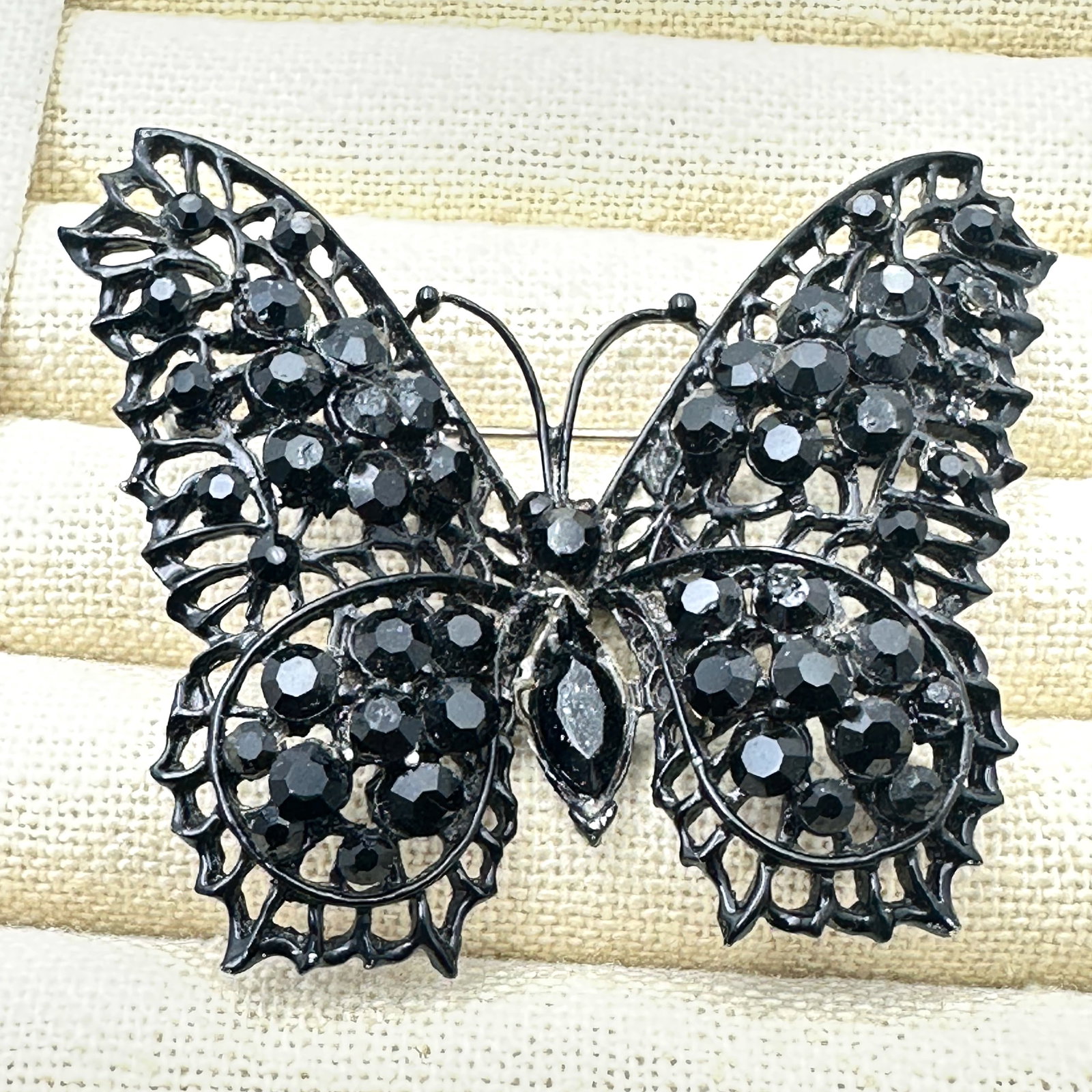 Vintage Black Glass Rhinestone Black Japanned Metal Butterfly Brooch Pin 2.5 Inch (1 of 2)
