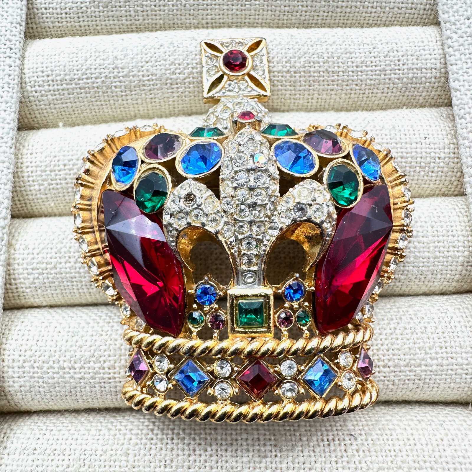 Vintage Butler And Wilson Large Jewel Tone Rhinestone Cross Brooch Pin 3 Inch: Vintage Butler And Wilson Large Jewel Tone Rhinestone Cross Brooch Pin 3 Inch