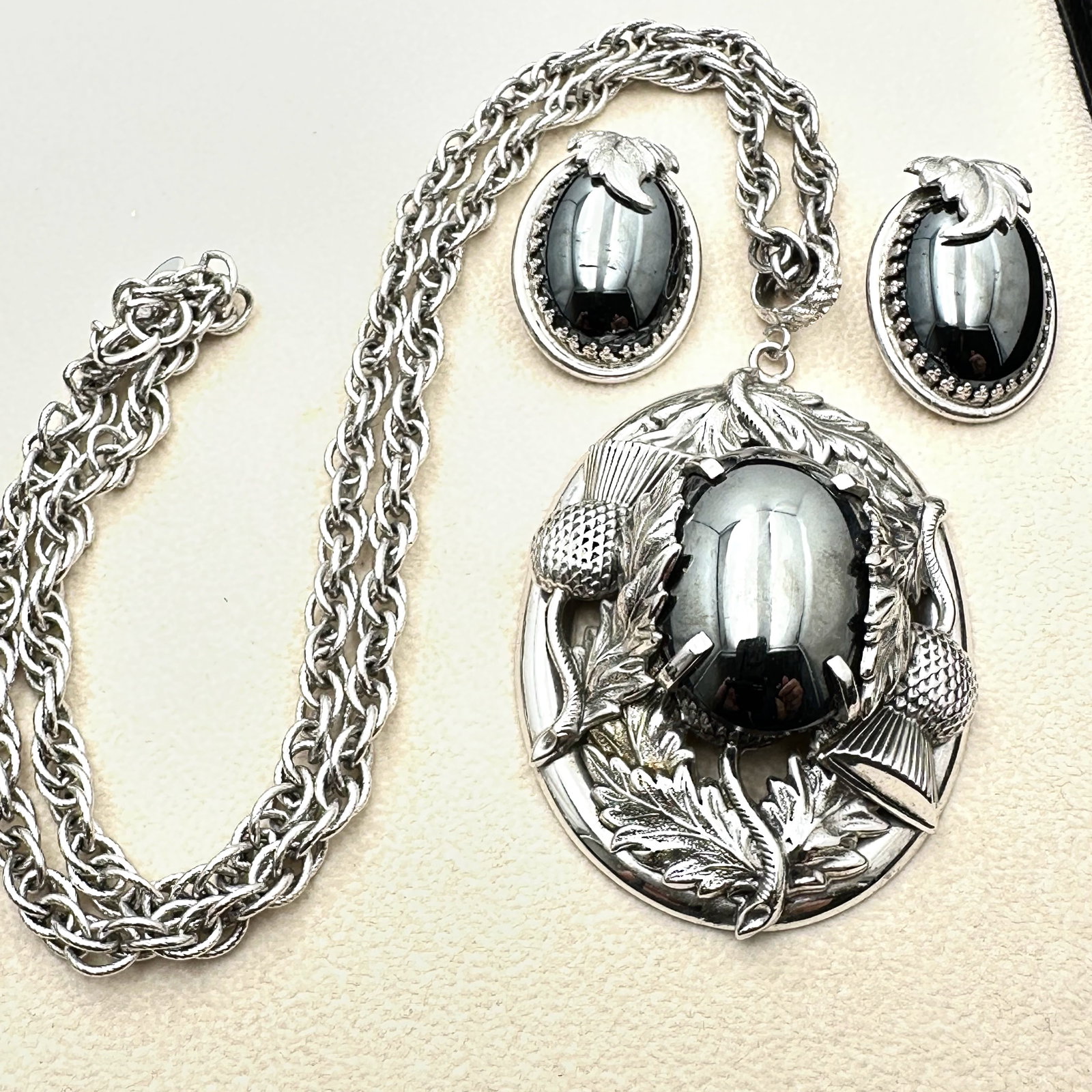 Vintage Whiting and Davis Black Hematite Glass Cabochon Silver Tone Pendant Necklace and Clip (1 of 2)
