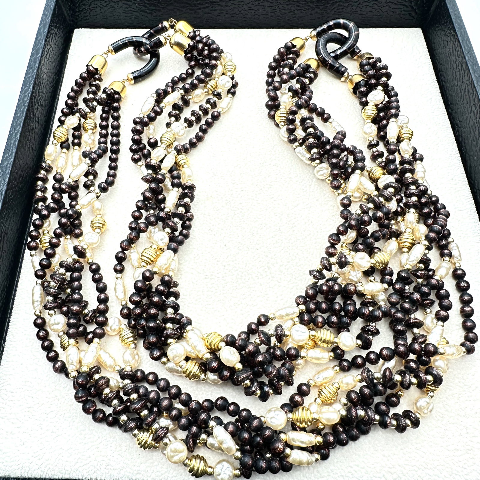 Vintage Unsigned Archemide Segues for Chanel Art Glass Necklace Excellent Condition: Vintage Unsigned Archemide Segues for Chanel Art Glass Necklace Excellent Condition