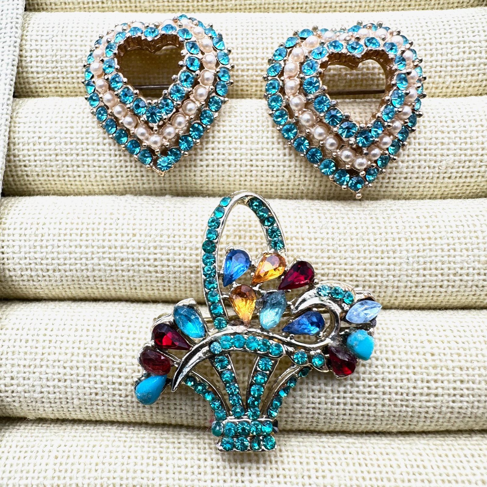 Vintage Group of Three Aqua Blue Rhinestone Scatter Brooches Pins Hearts Flower Basket: Vintage Group of Three Aqua Blue Rhinestone Scatter Brooches Pins Hearts Flower Basket