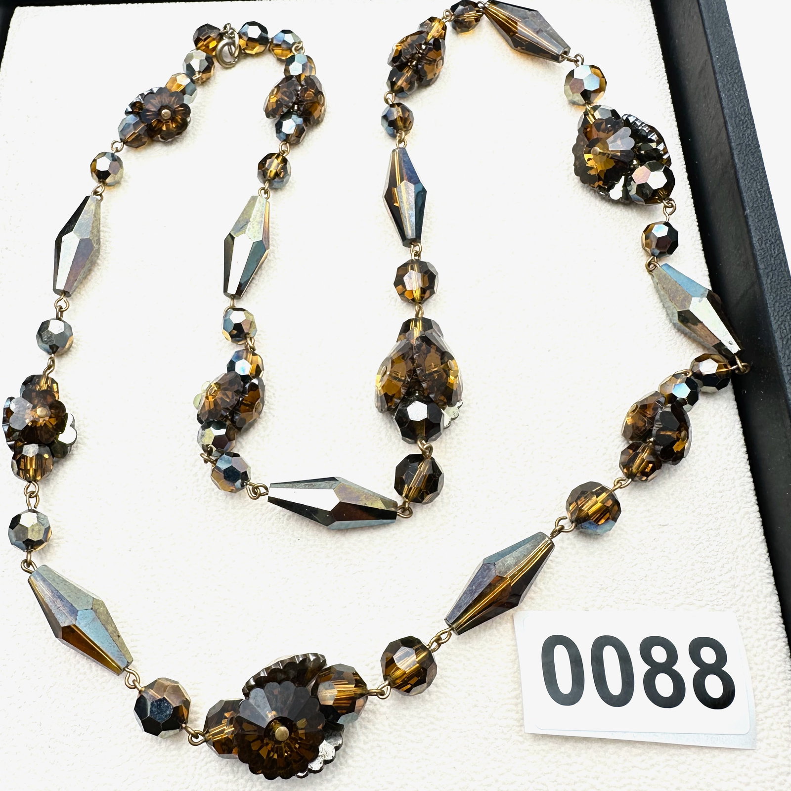 Vintage Amber Colored Crystal Necklace 28 Inch Length: Vintage Amber Colored Crystal Necklace 28 Inch Length