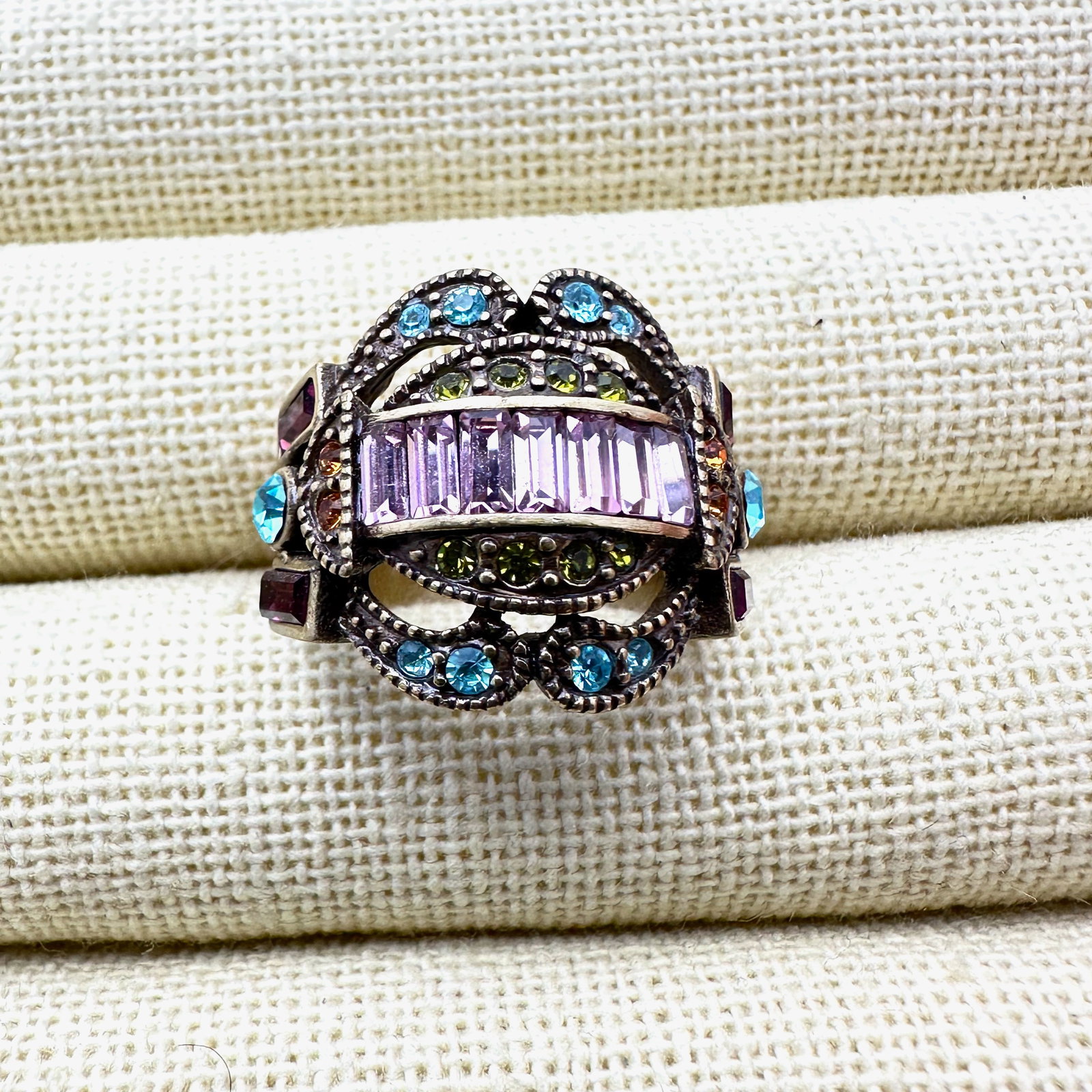 Heidi Daus Multicolor Crystal Bronze Tone Ring Size 6 (1 of 2)