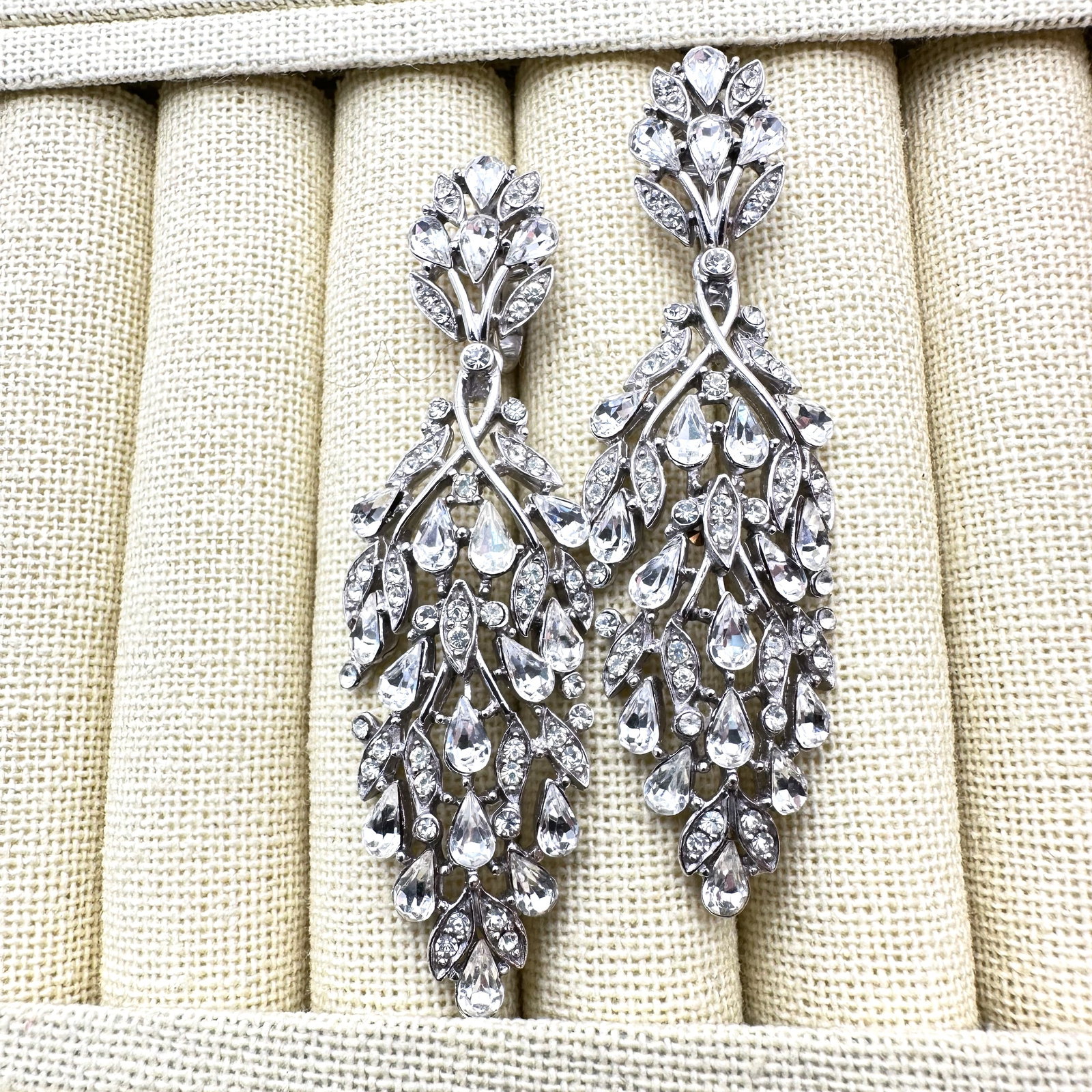 Vintage Trifari Clear Glass Rhinestone Silver Tone Chandelier Clip Earrings 3 Inch Length (1 of 2)