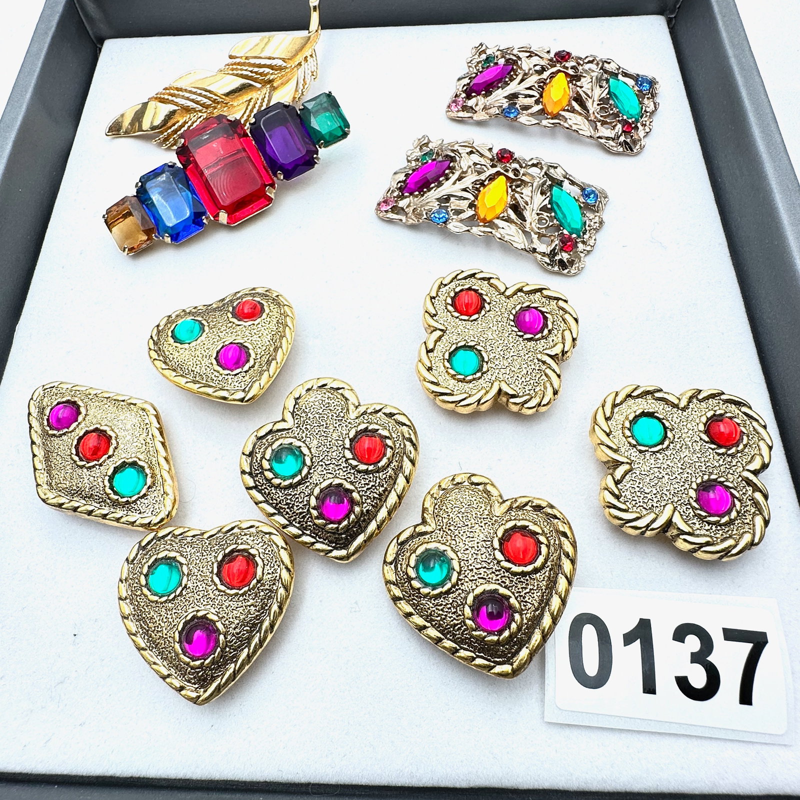 Vintage and Modern Jewelry Collection Group 1980s Glamour Button Covers Brooches and Shoe Clips Fun (1 of 2)
