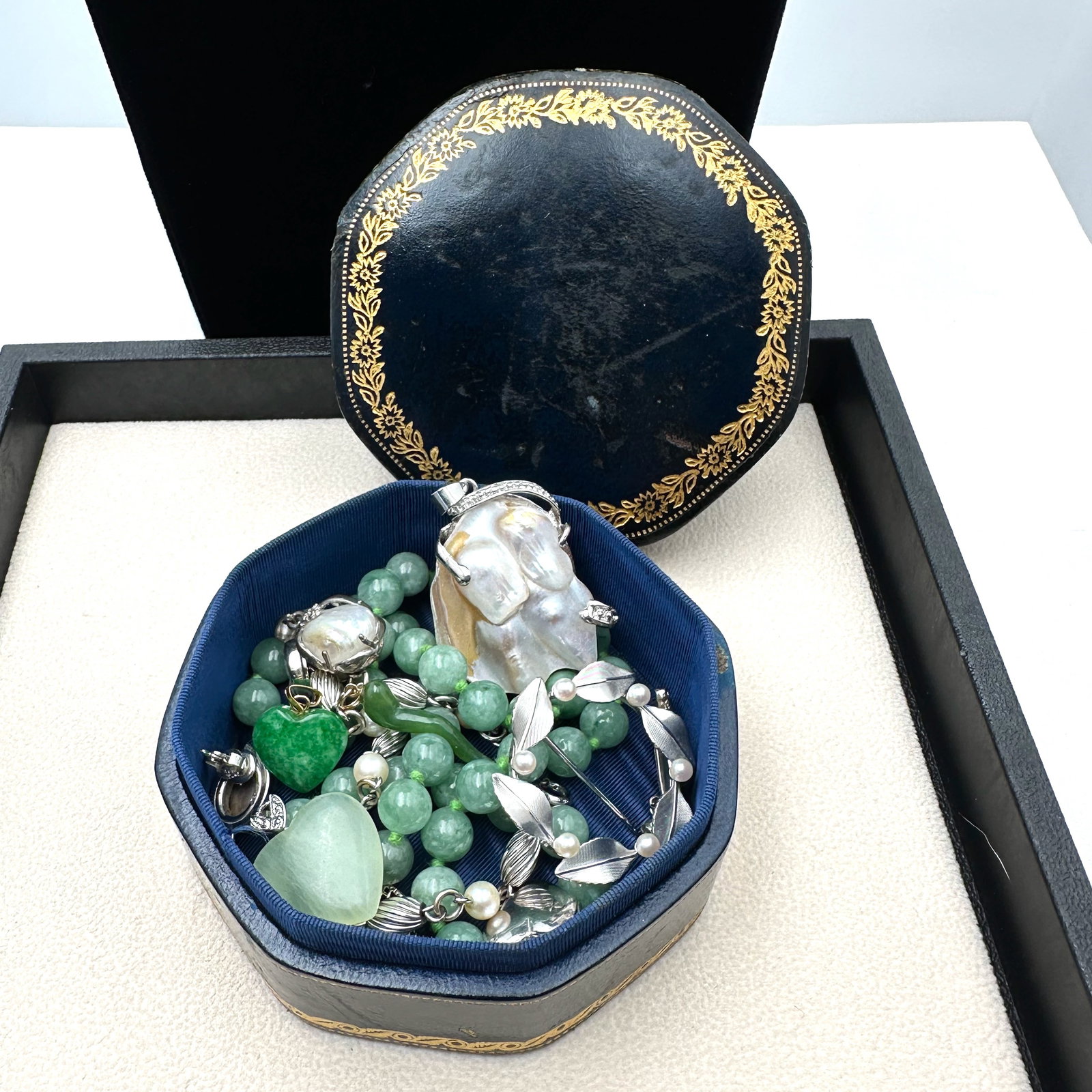 Vintage Box of Jewelry Jade Pearls and More (1 of 2)
