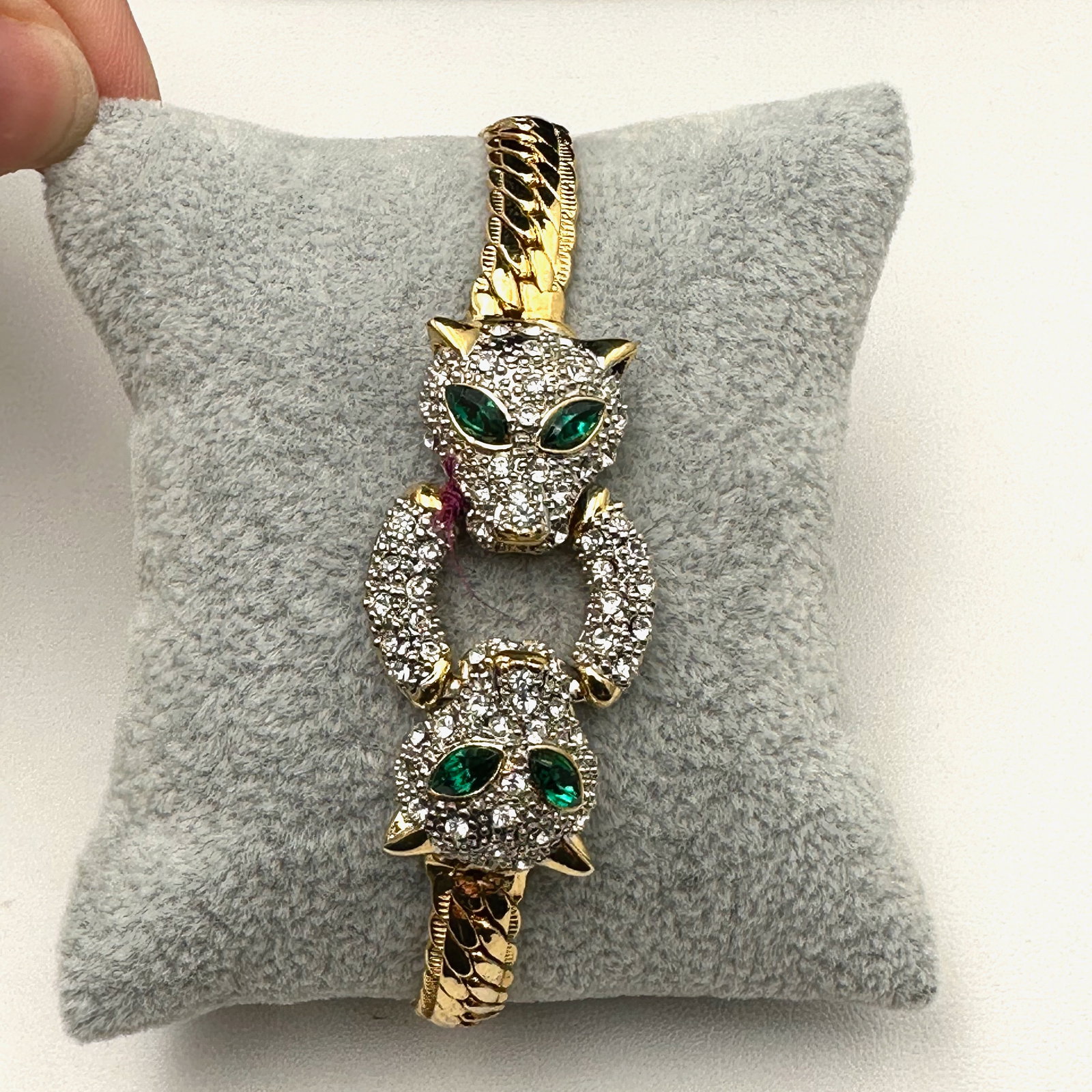 Vintage Clear Rhinestone Gold Tone Panther Bracelet 8 Inch Length: Vintage Clear Rhinestone Gold Tone Panther Bracelet 8 Inch Length