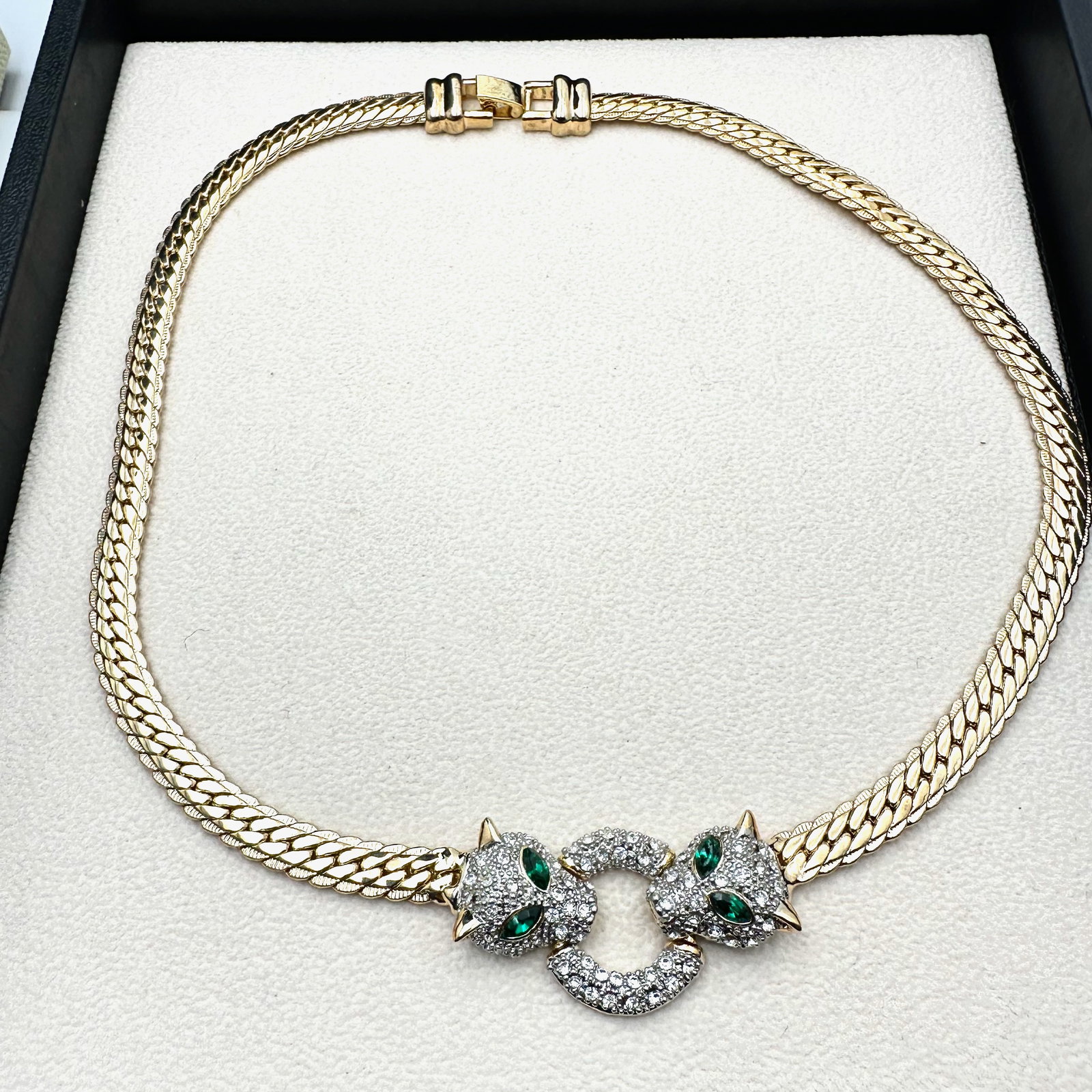 Vintage Clear Rhinesotne Gold Tone Panther Necklace 18 Inch Length (1 of 2)