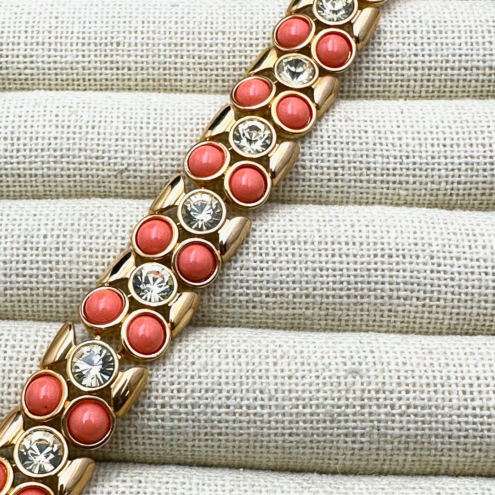 Vintage Joan Rivers Faux Coral and Rhinestone Gold Tone Bracelet 7.5 Inch (1 of 3)