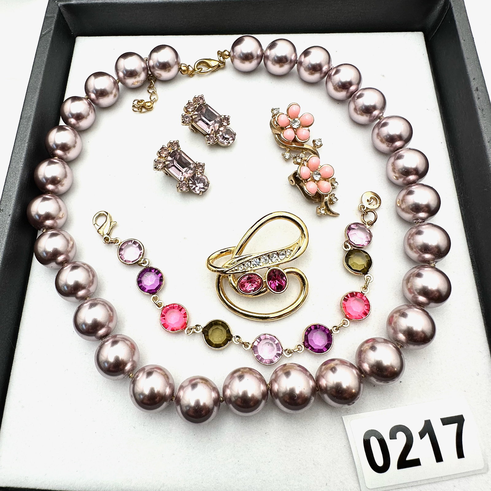 Vintage and Modern Jewelry Collection Group Purple Faux Pearl Necklace Glass Rhinestone Earrings: Vintage and Modern Jewelry Collection Group Purple Faux Pearl Necklace Glass Rhinestone Earrings Crystal Brooch Bracelet