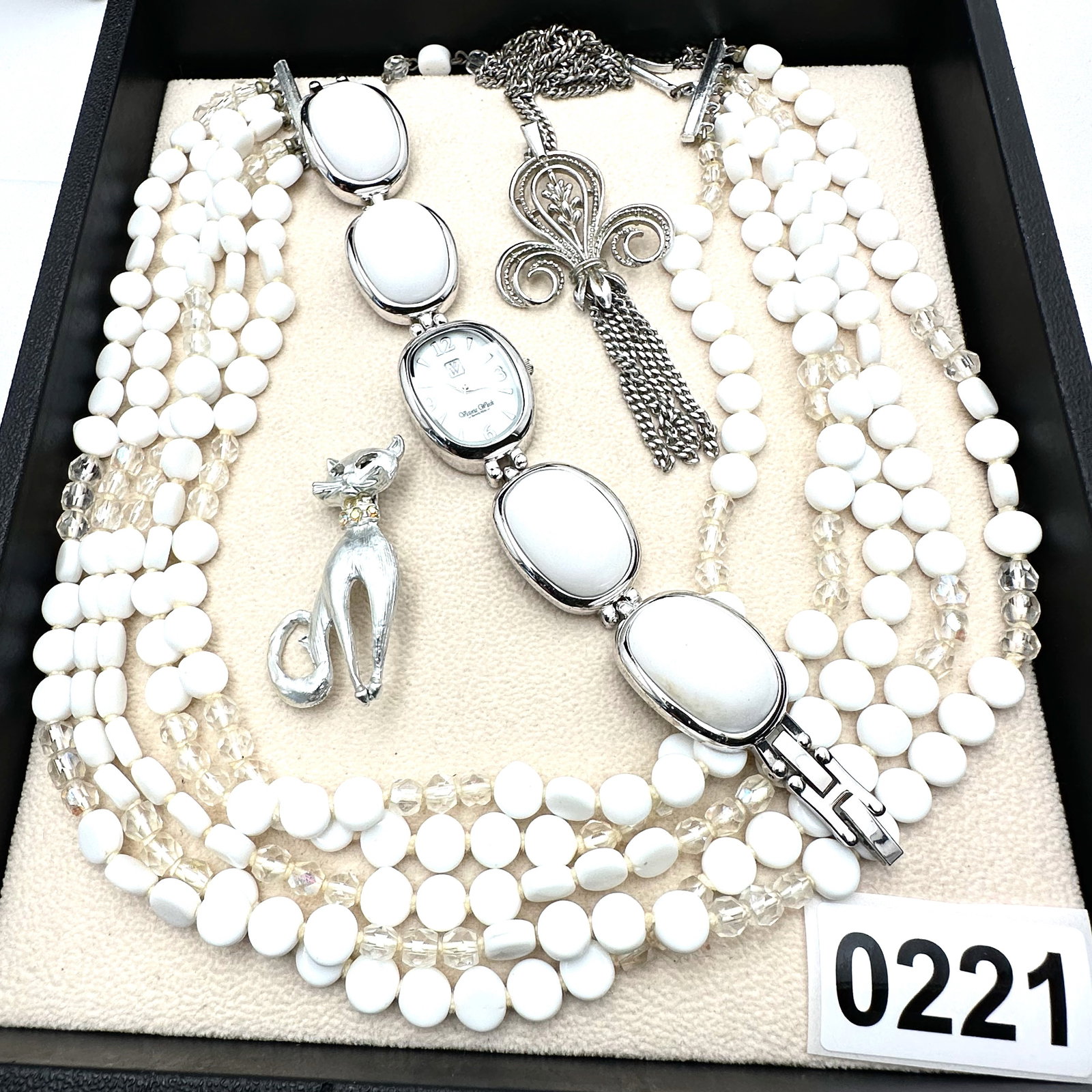 Vintage and Modern Jewelry Collection Group Victoria Weick Watch Cat Brooch Glass Necklace: Vintage and Modern Jewelry Collection Group Victoria Weick Watch Cat Brooch Glass Necklace