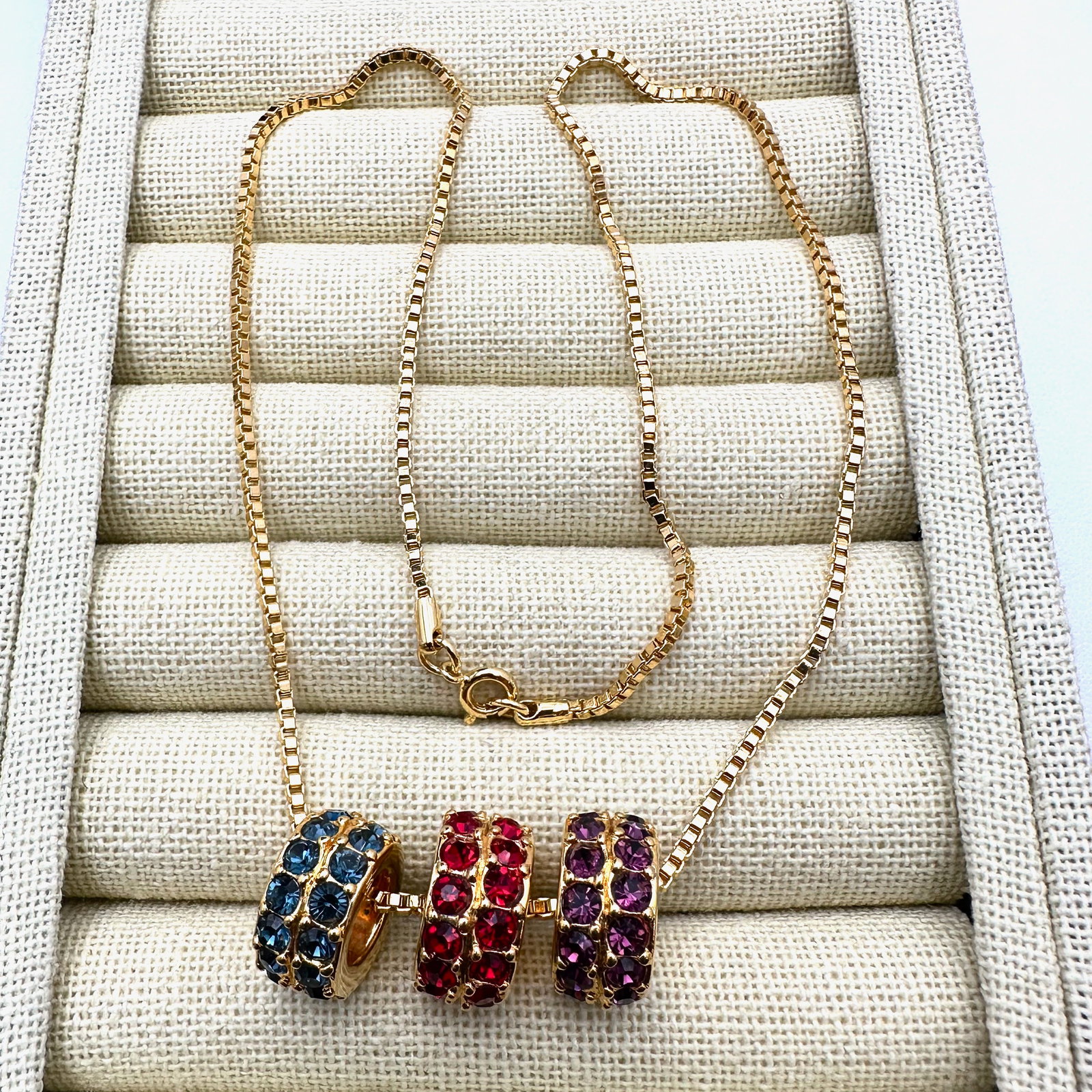 Vintage Joan Rivers Jewel Tone Rhinestone Gold Tone Slide Pendants Necklace 16 Inch Chain: Vintage Joan Rivers Jewel Tone Rhinestone Gold Tone Slide Pendants Necklace 16 Inch Chain