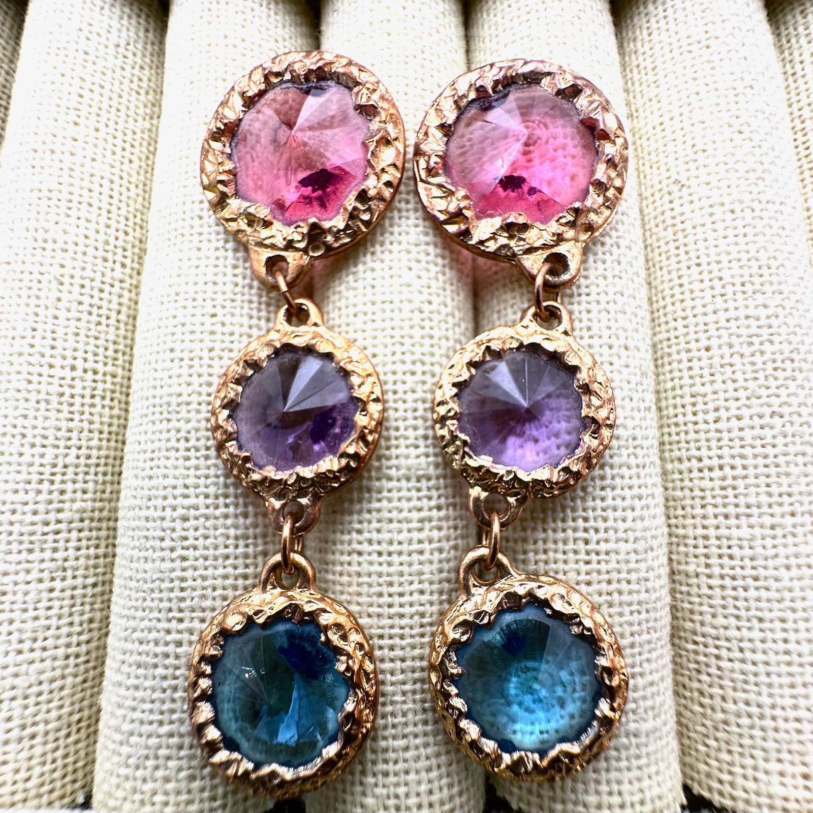Vintage Pink Purple Blue Glass Gold Tone Chandelier Earrings Pierced 2.75 Inch Length: Vintage Pink Purple Blue Glass Gold Tone Chandelier Earrings Pierced 2.75 Inch Length