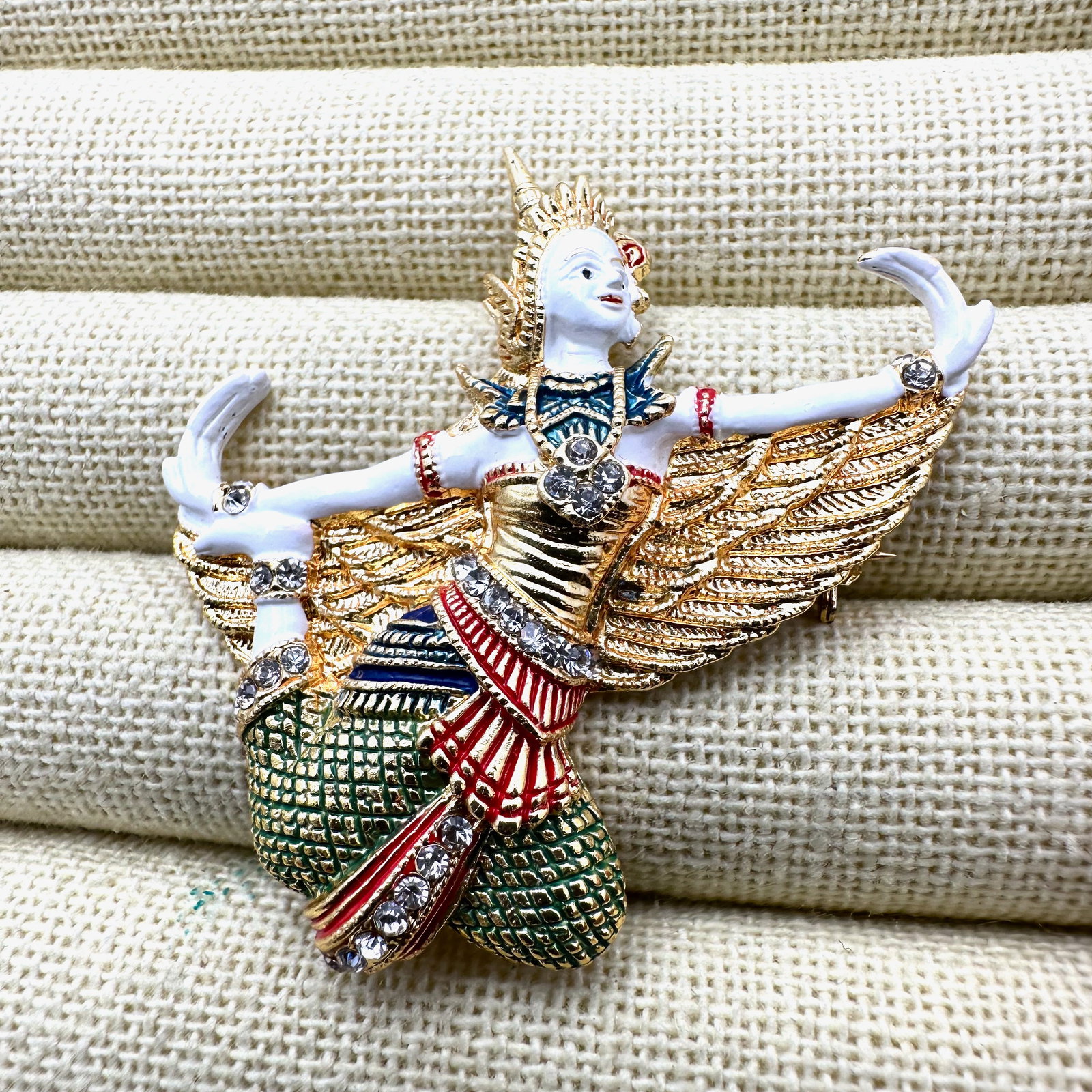 Vintage Siam Asian Princess Enamel Gold Tone Figural Brooch Pin 2 Inch: Vintage Siam Asian Princess Enamel Gold Tone Figural Brooch Pin 2 Inch