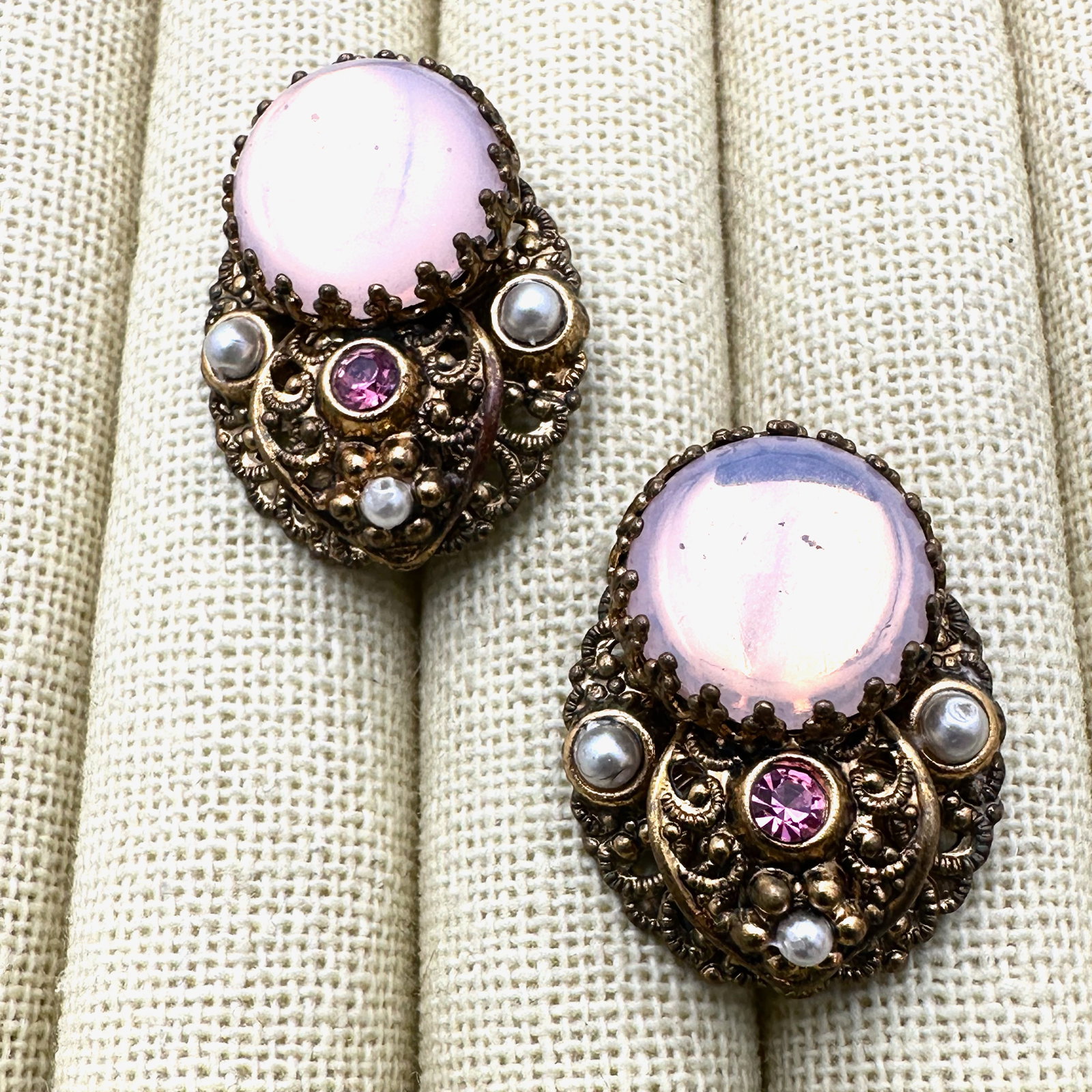 Vintage West Germany Pink Rhinestones Gold Tone Filigree Clip Earrings (1 of 2)