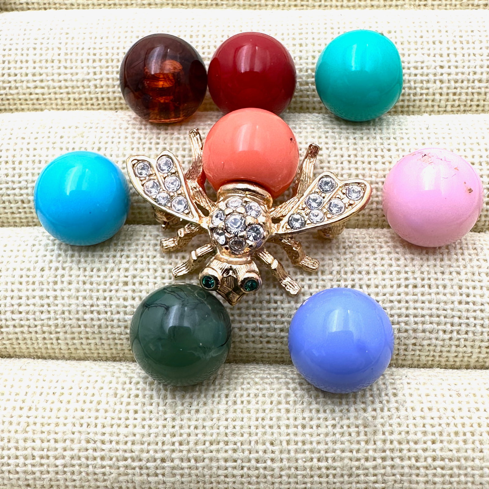 Vintage Joan Rivers Interchangeable Bee Brooch Pin Gold Tone: Vintage Joan Rivers Interchangeable Bee Brooch Pin Gold Tone
