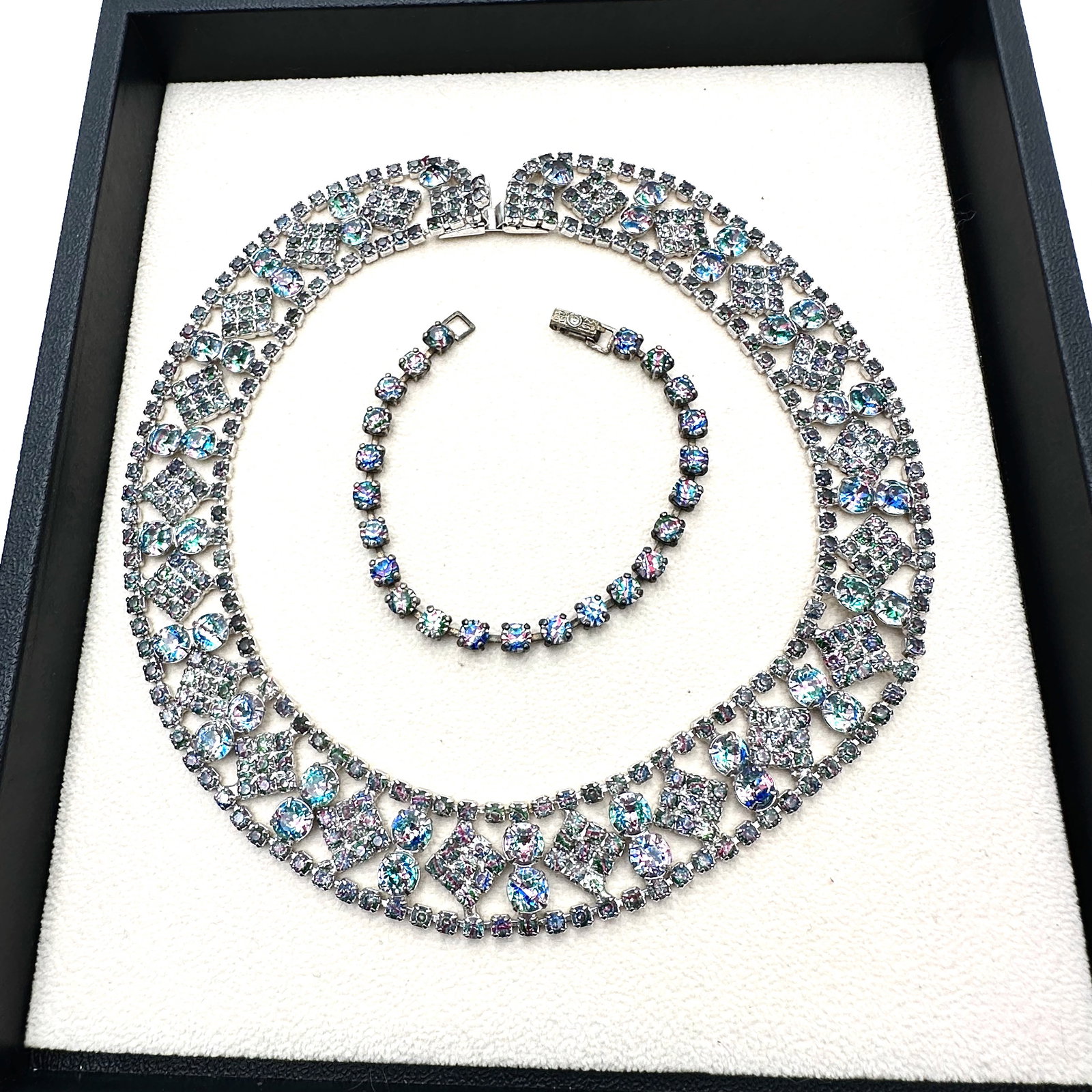 Vintage 1960s Era Striped Glass Rhinestone Choker Necklace and Bracelet Rare Find: Vintage 1960s Era Striped Glass Rhinestone Choker Necklace and Bracelet Rare Find
