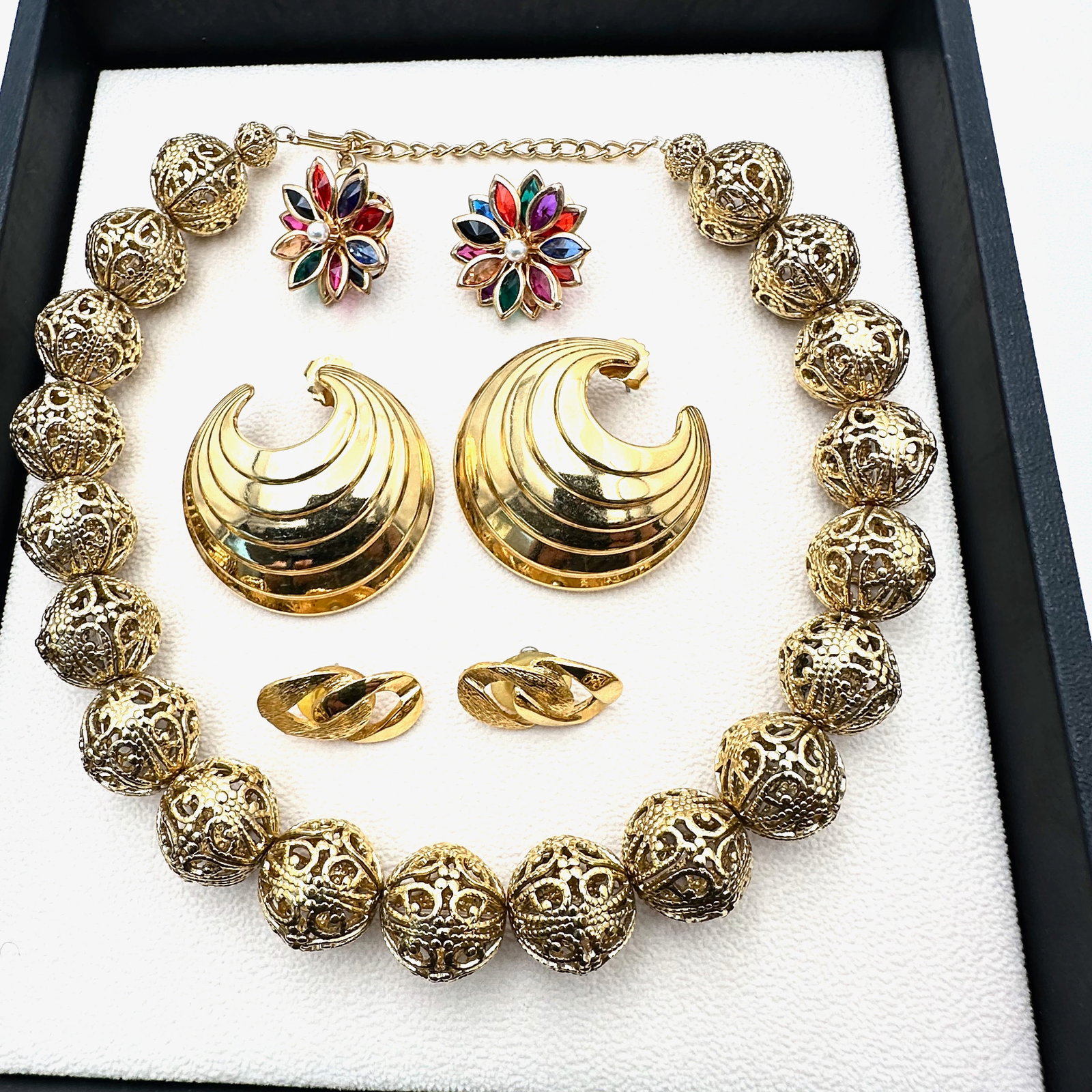 Vintage and Modern Jewelry Collection Group 1928 Brand Gold Tone Filigree Beaad Necklace Vintage: Vintage and Modern Jewelry Collection Group 1928 Brand Gold Tone Filigree Beaad Necklace Vintage Earrings