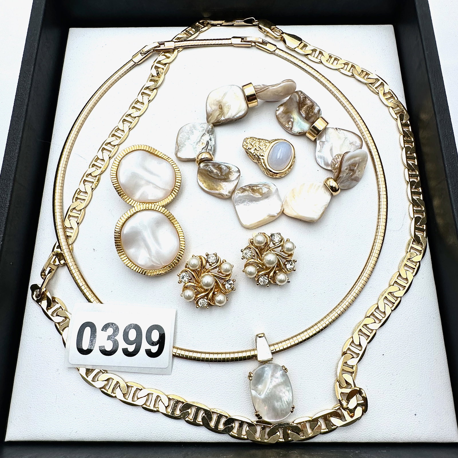 Vintage and Modern Jewelry Collection Group Pearl and Gold tone Necklaces Bracelet Pendant and (1 of 2)
