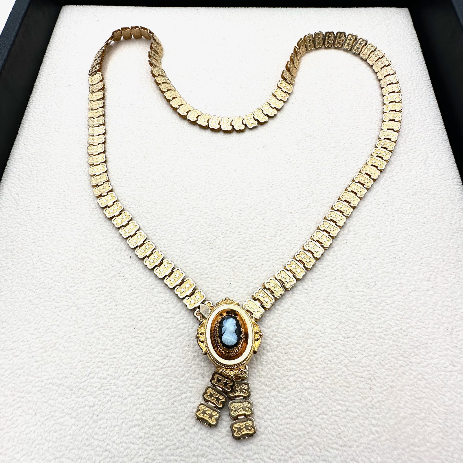 Antique Victorian Gold Filled Book Chain Cameo Pendant Necklace 18 Inch Wearable Length Pristine (1 of 2)