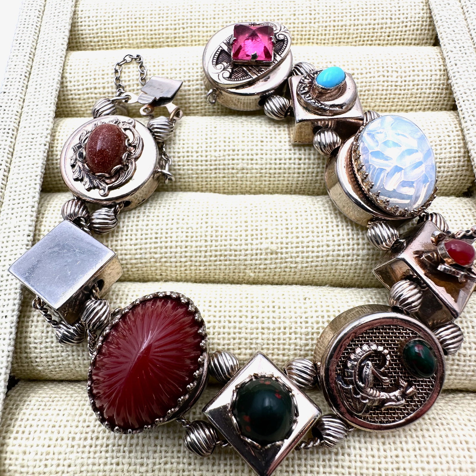 Vintage Gold Plated Slide Bracelet Gemstone and Crystal Stones 7.5 Inch: Vintage Gold Plated Slide Bracelet Gemstone and Crystal Stones 7.5 Inch
