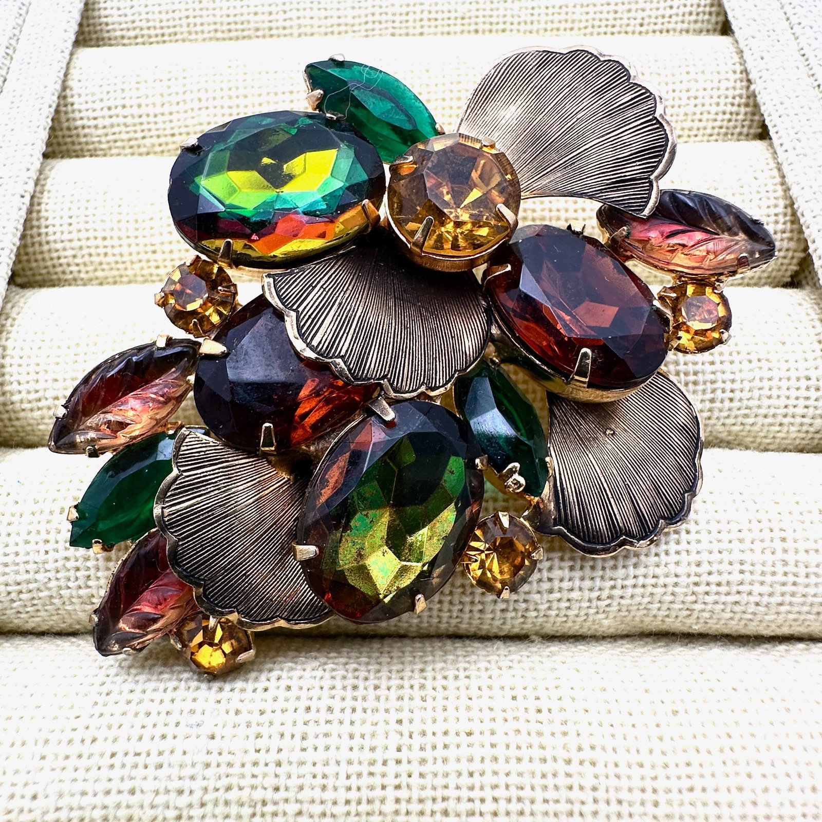 Vintage Juliana Multicolor Glass Rhinestone Gold Tone Pin Brooch 2.75 Inch: Vintage Juliana Multicolor Glass Rhinestone Gold Tone Pin Brooch 2.75 Inch