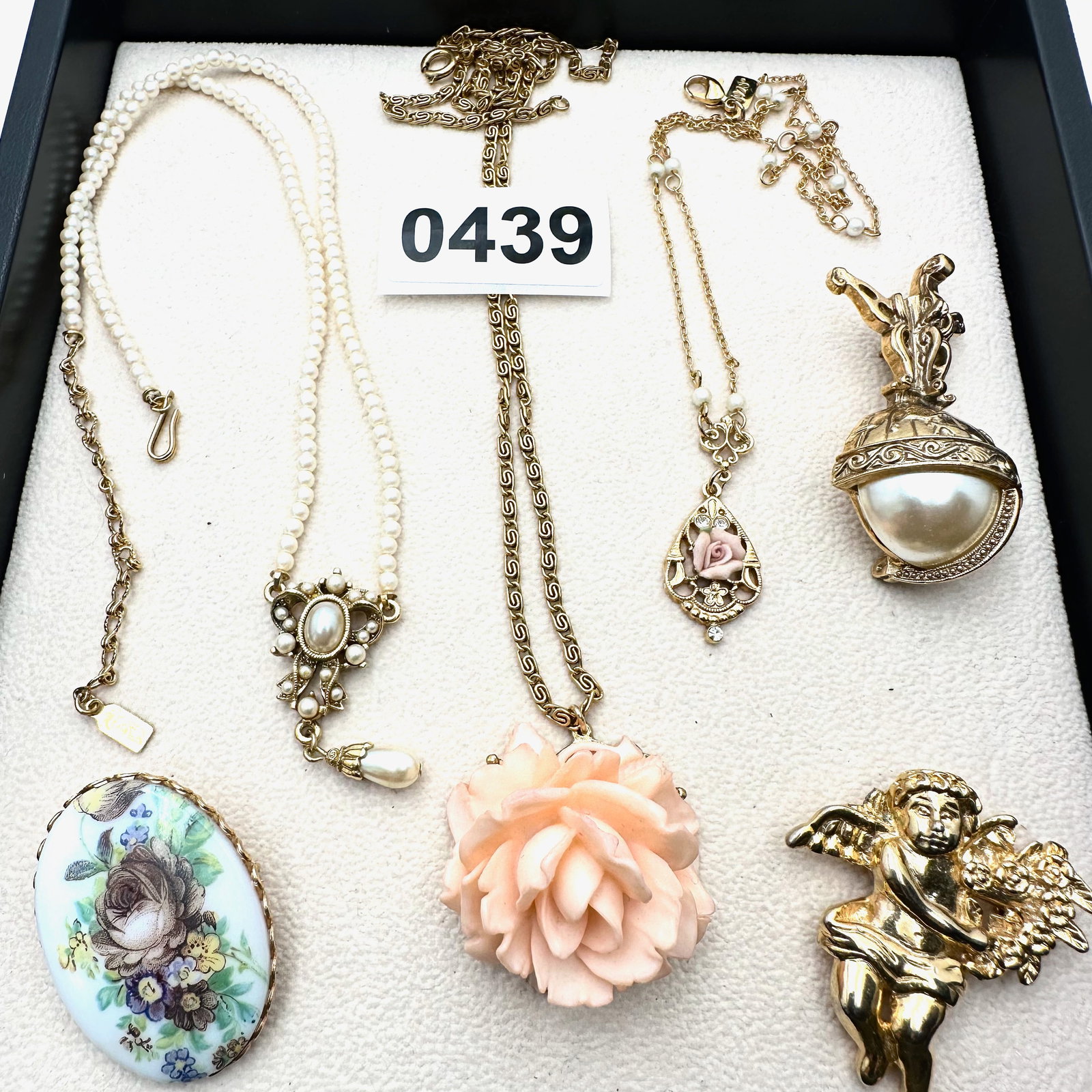 Vintage and Modern Jewelry Collection 1928 Brand Necklaces Victorian Revival Brooches (1 of 2)