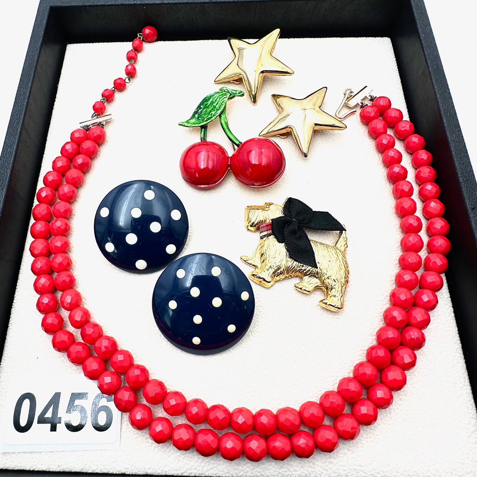 Vintage and Modern Jewelry Collection Group Retro Red Glass Necklace Dog and Cherries Brooch Star: Vintage and Modern Jewelry Collection Group Retro Red Glass Necklace Dog and Cherries Brooch Star Earrings