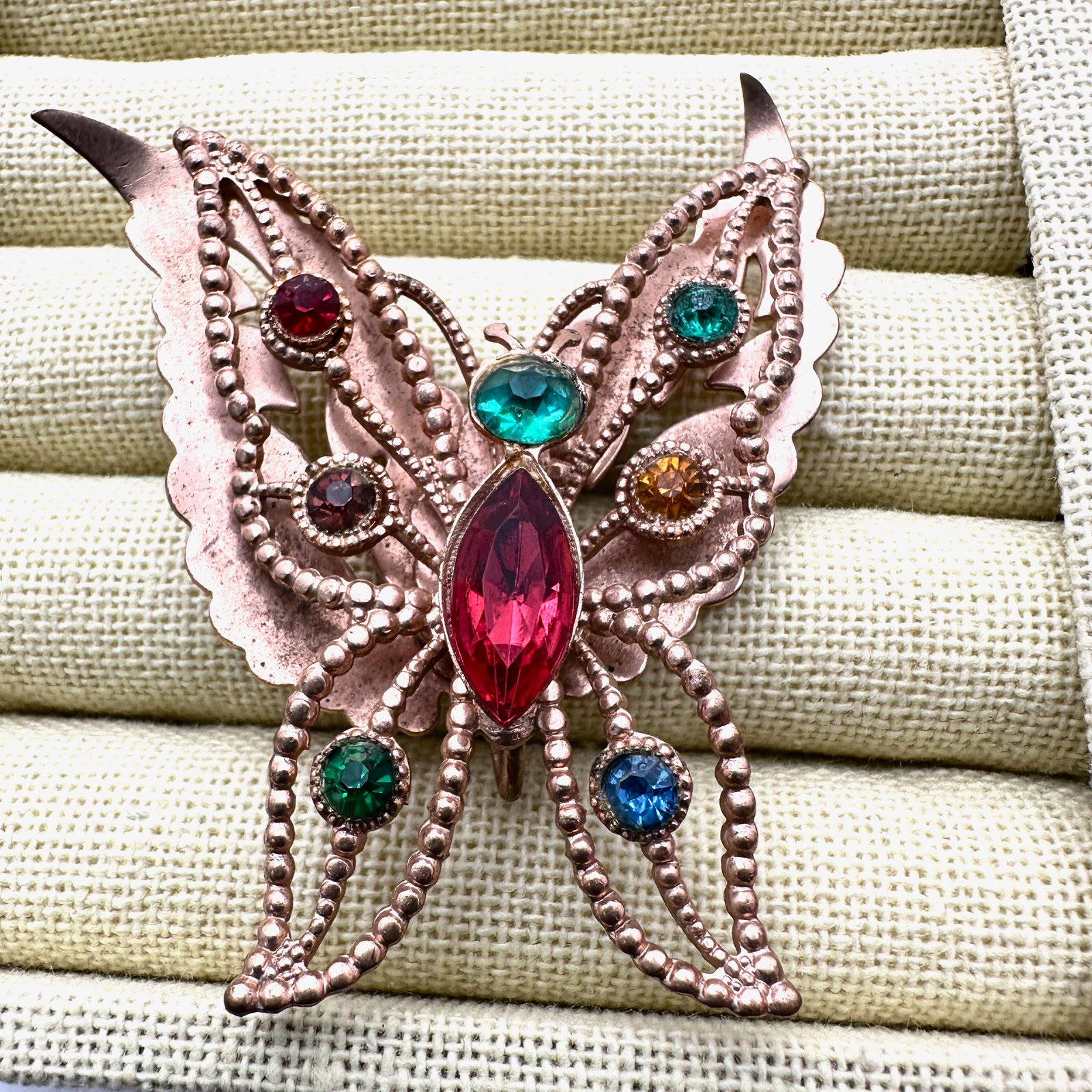 Vintage Multicolor Glass Rhinestone Gold Tone Butterfly Brooch Pin 2.75 Inch: Vintage Multicolor Glass Rhinestone Gold Tone Butterfly Brooch Pin 2.75 Inch