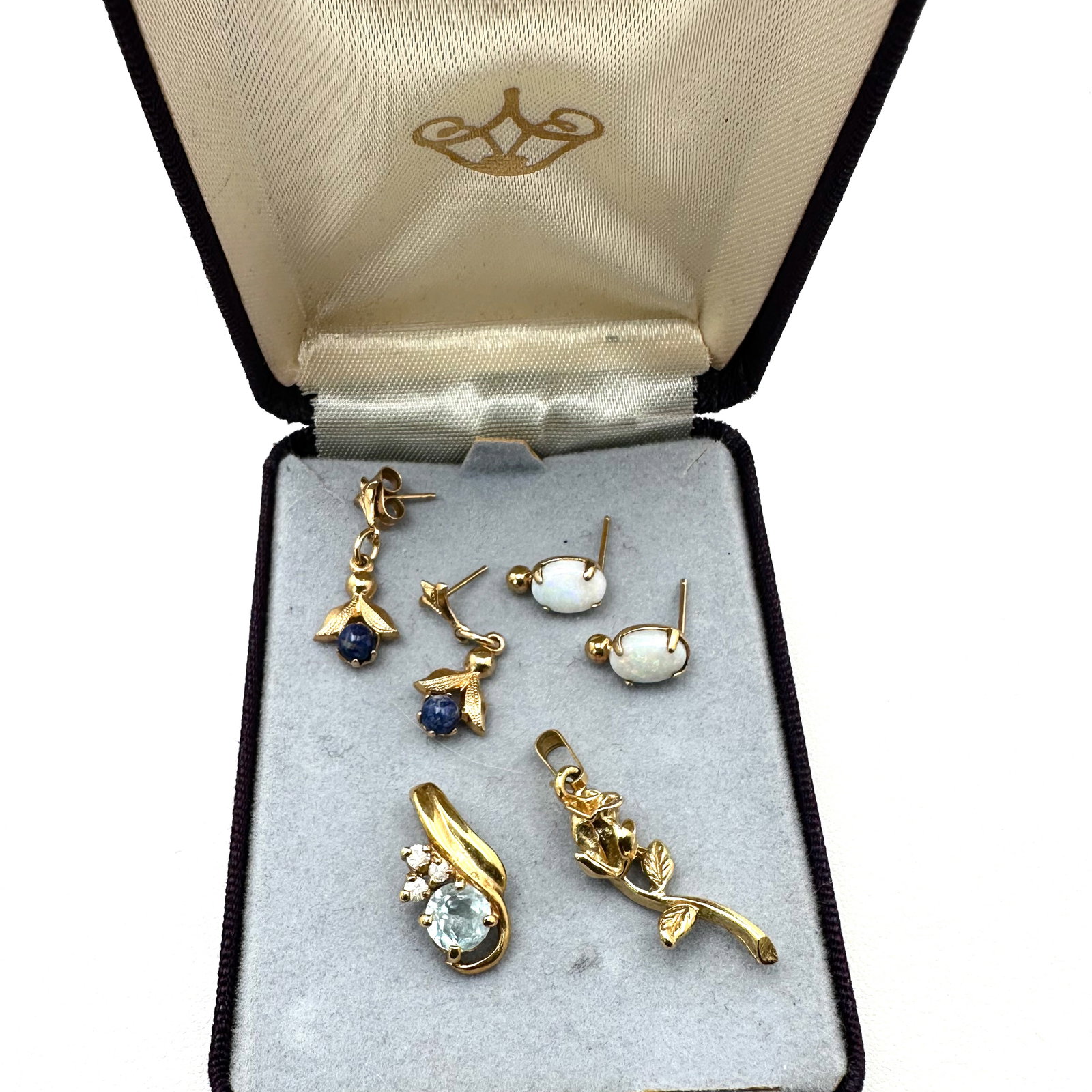Vintage Gold Filled Star Sapphire and Opal Earrings Rose and Gemstone Pendant Box Included: Vintage Gold Filled Star Sapphire and Opal Earrings Rose and Gemstone Pendant Box Included