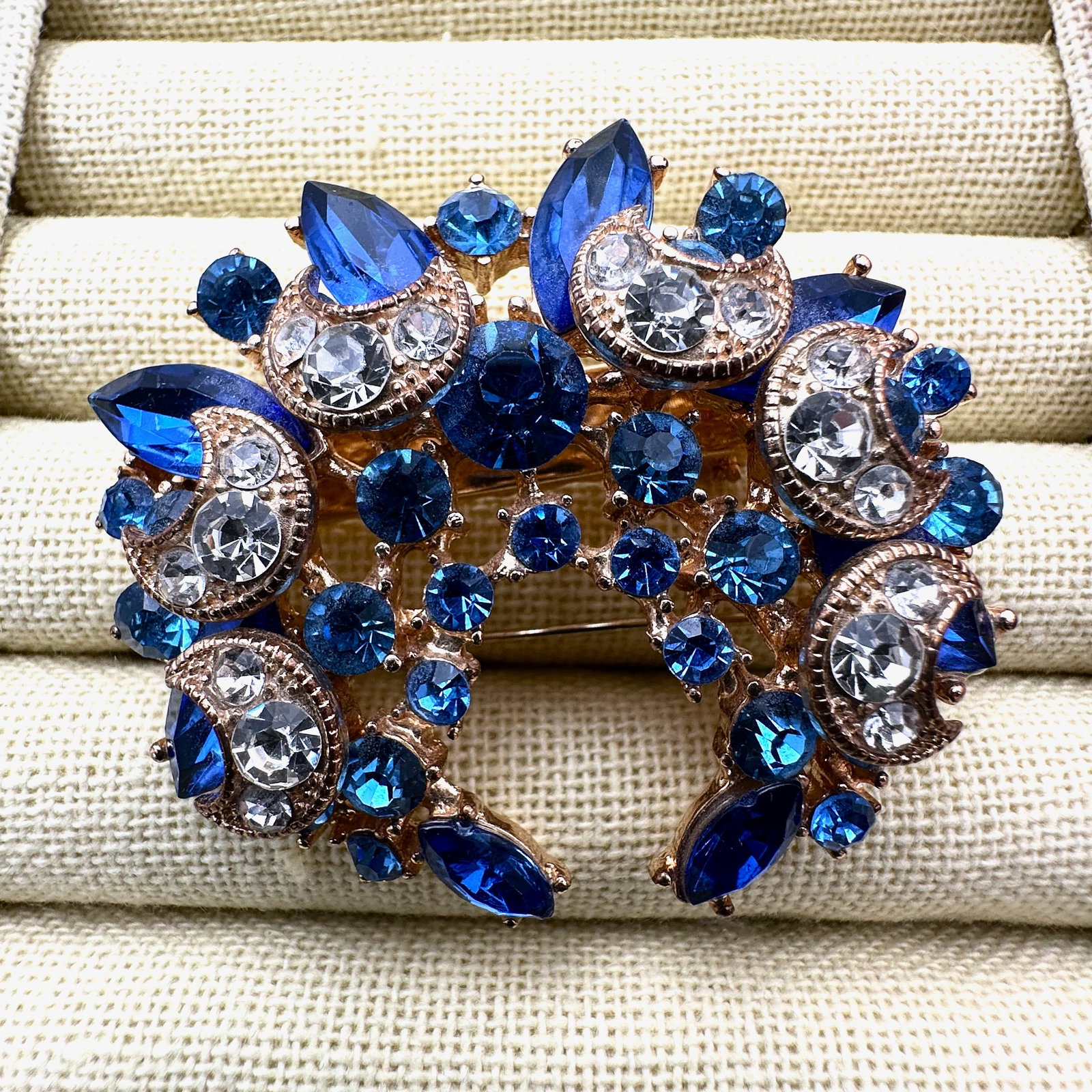 Blue Rhinestone Rhinestone Rose Gold Tone Brooch Pin Clip (1 of 2)