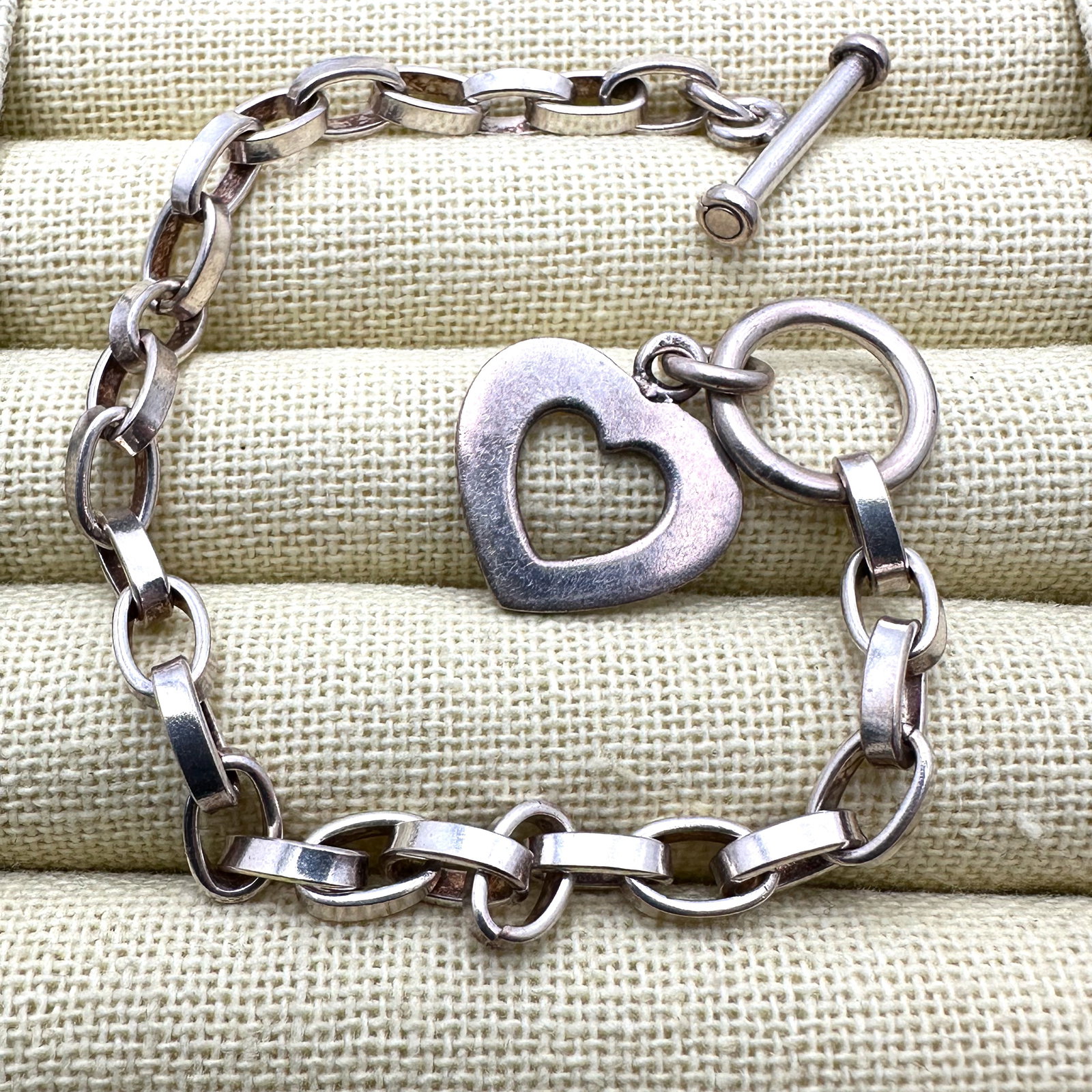 Vintage Sterling Silver Toggle Clasp Bracelet Heart Charm 7.5 Inch Weight 21 Grams (1 of 2)