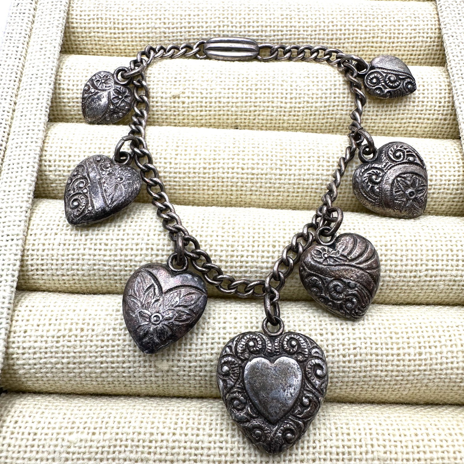 Antique Puffy Heart Sterling Silver Bracelet 7 Inch Weight 30 Grams (1 of 2)