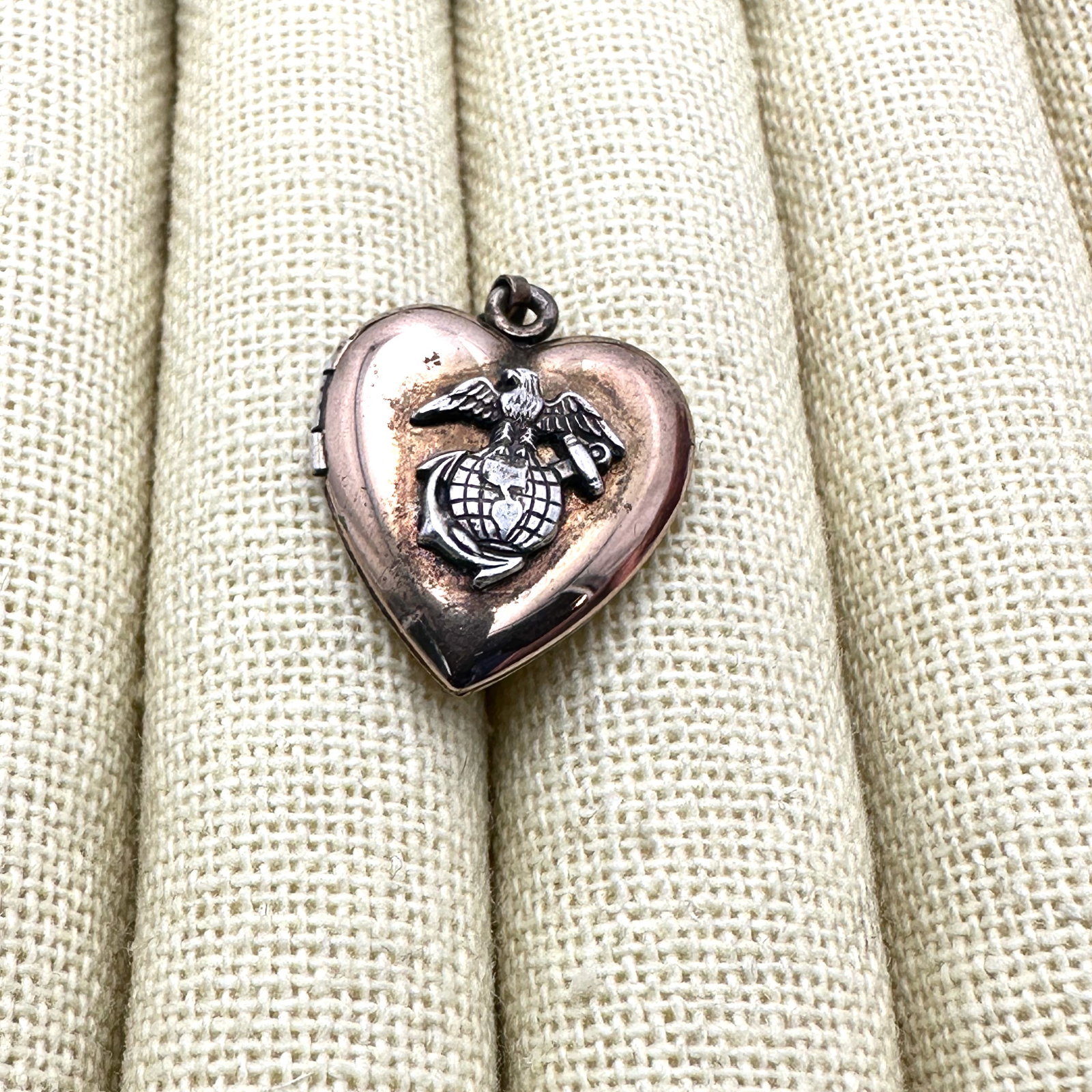 Antique US Navy Heart Picture Locket Gold Filled 1.25 Inch (1 of 3)