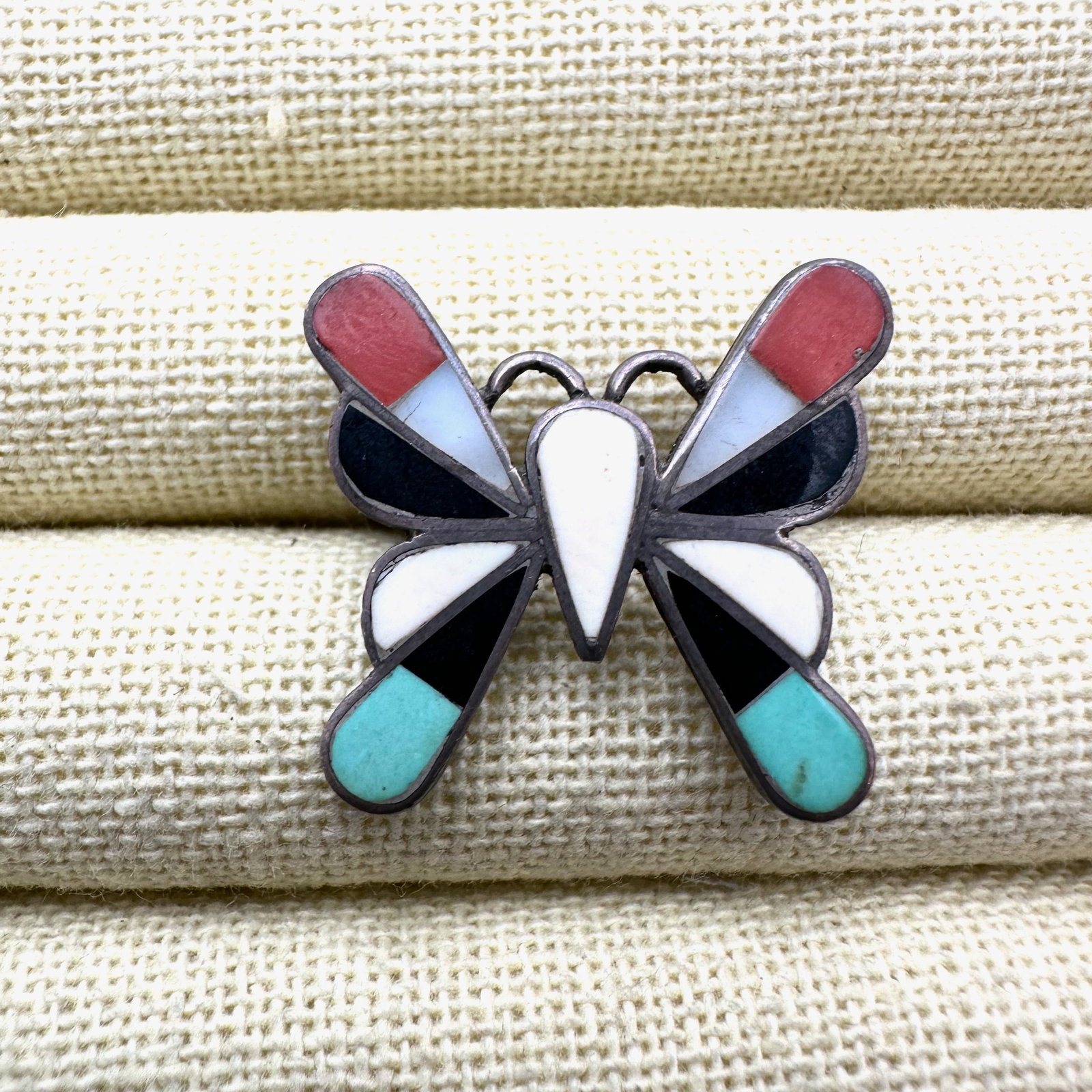 Vintage Native American Inlay Gemstone Butterfly Design Sterling Silver Ring Size 6 (1 of 2)