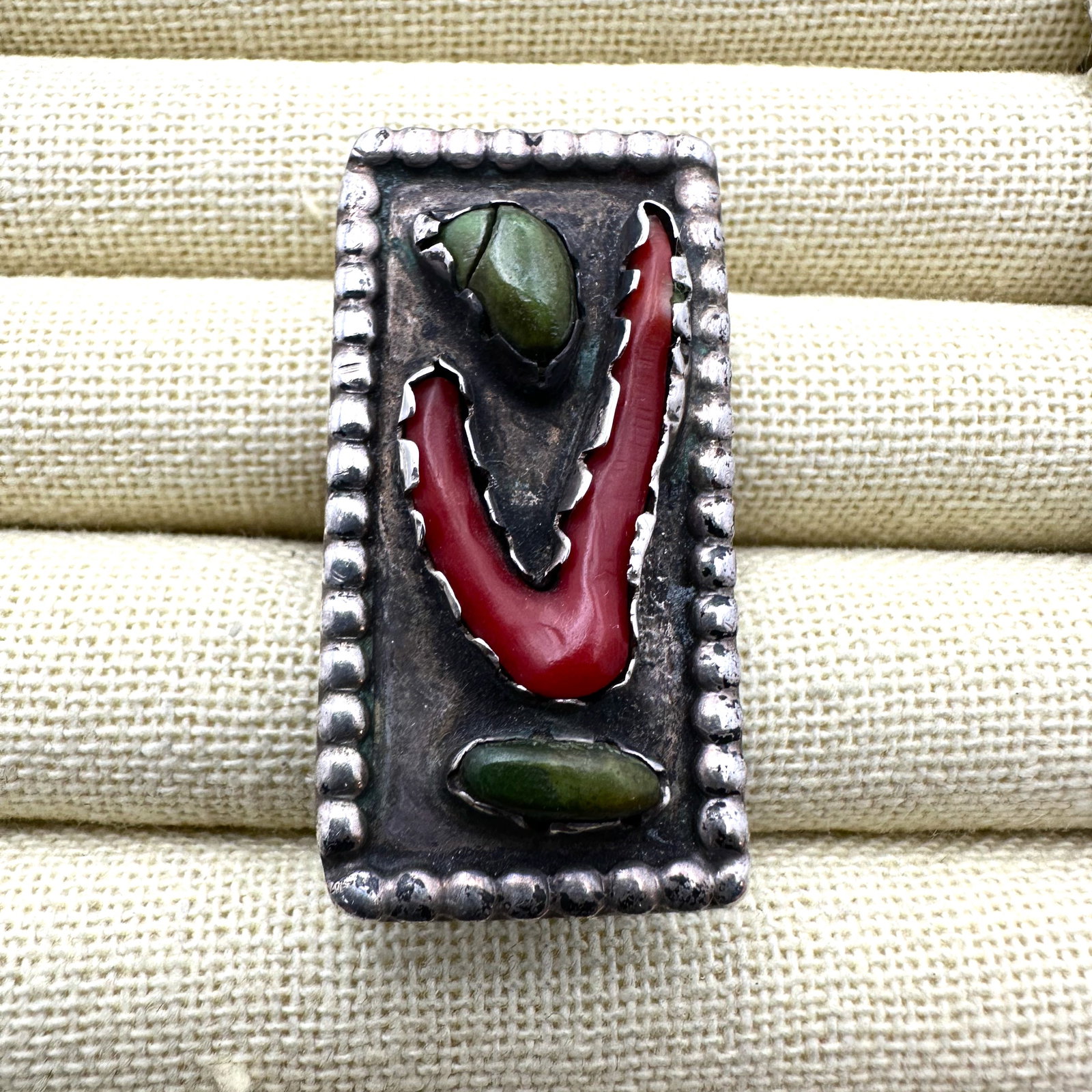 Vintage Native American Green turquoise Red Coral Sterling Silver Ring Size 9 Face of Ring 1.75 x: Vintage Native American Green turquoise Red Coral Sterling Silver Ring Size 9 Face of Ring 1.75 x .75 Inch Weight 13 Grams